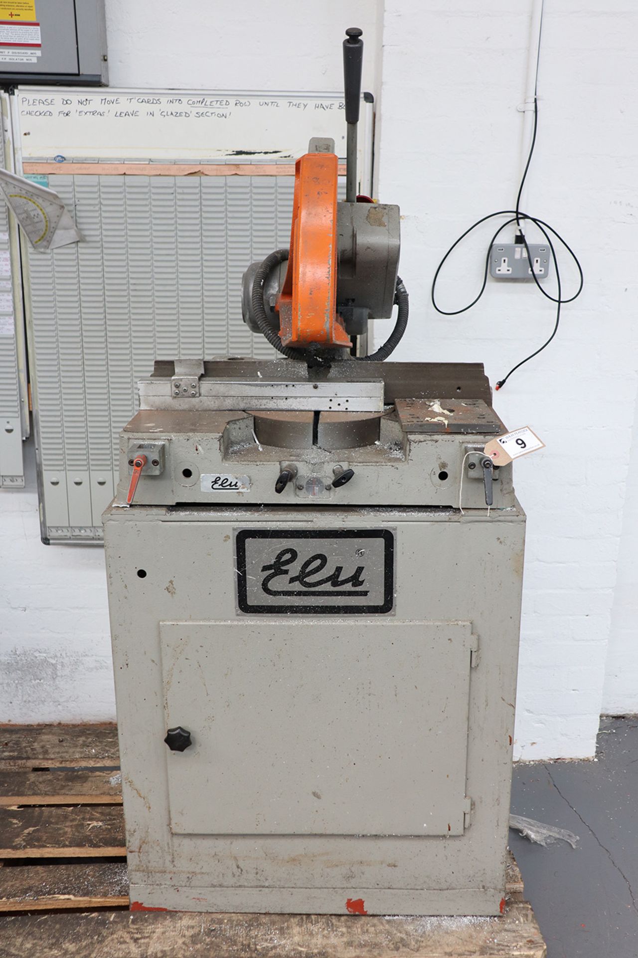 Elu type MGS 72 cut off saw. Serial Number 8461