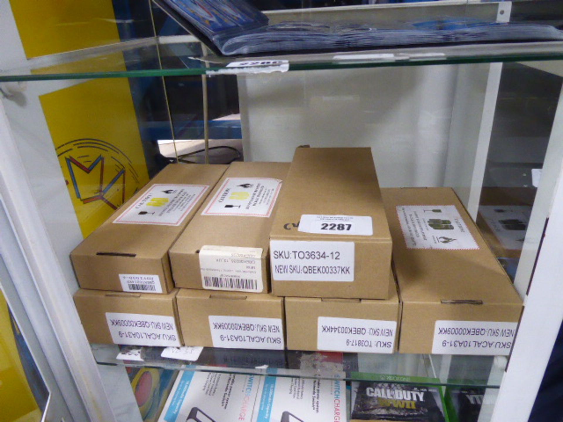 7 replacement laptop batteries in boxes