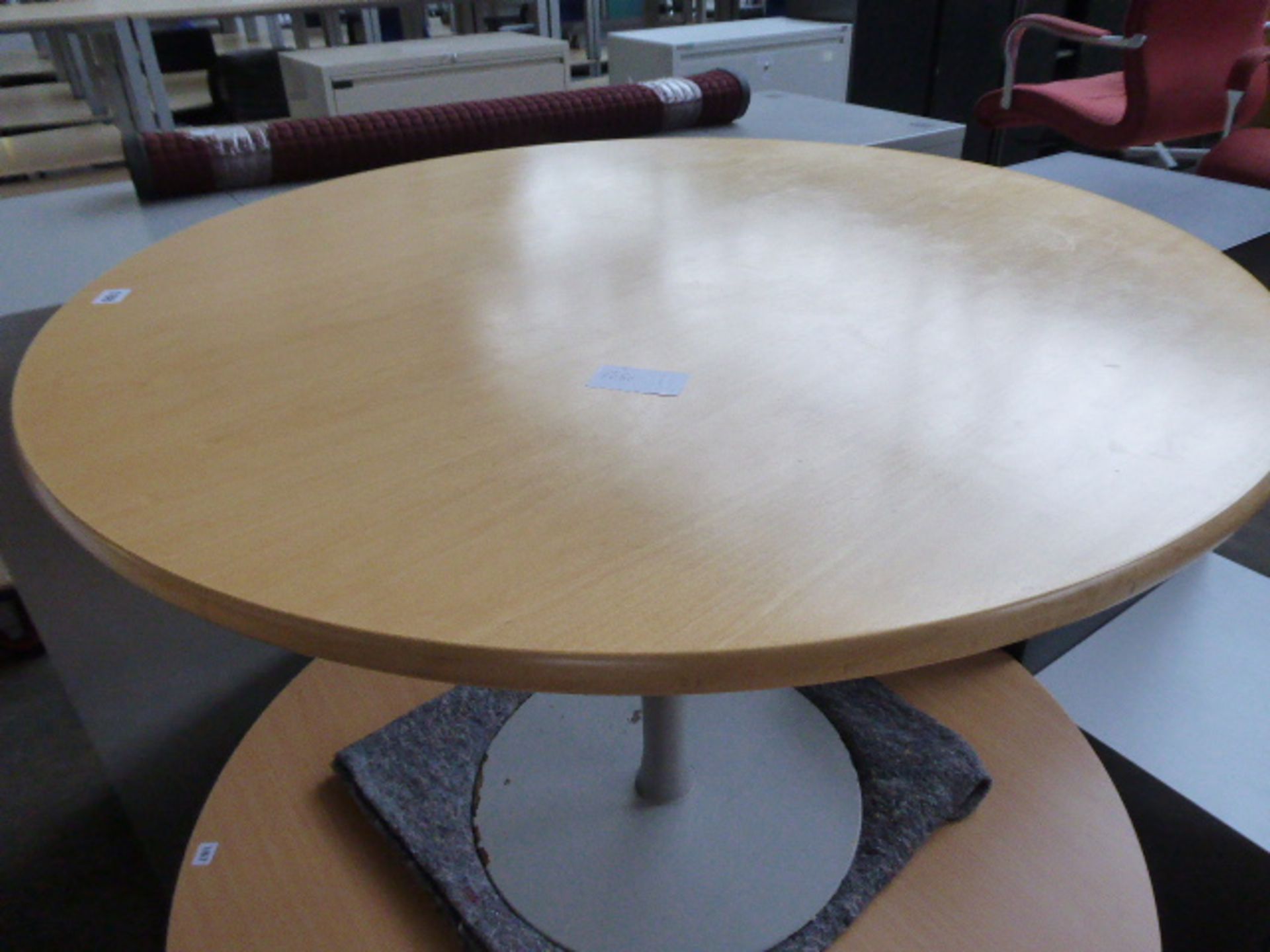 Light oak circular top meeting table 100cm