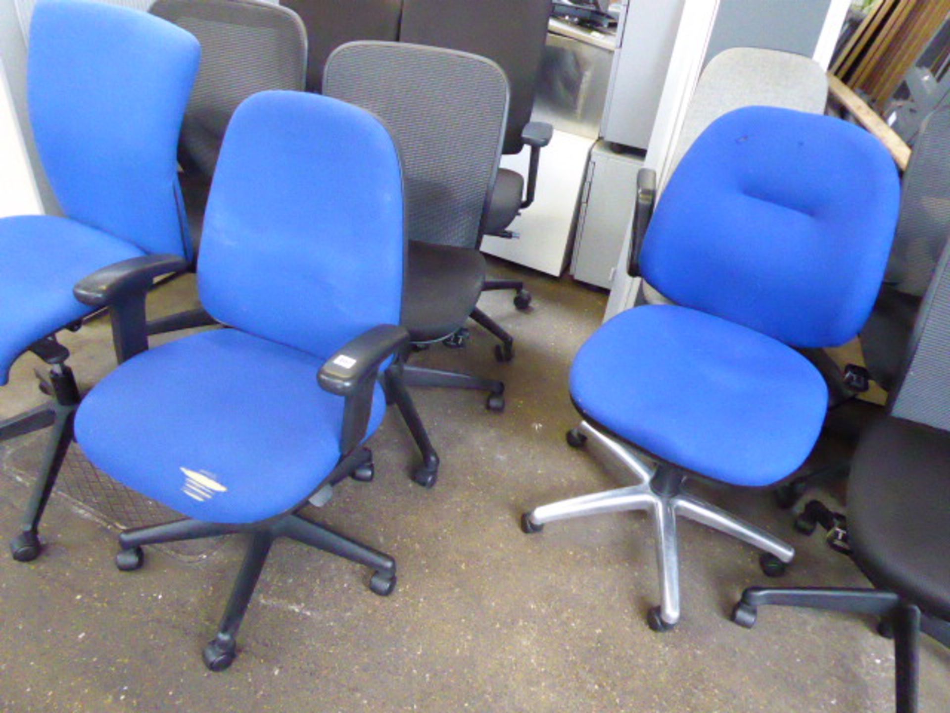10 assorted office chairs