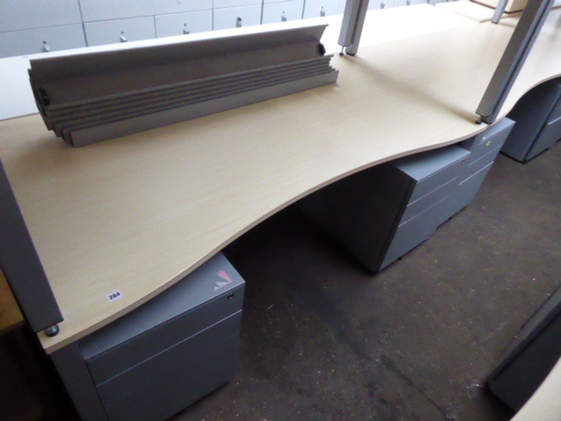 7 Bene maple and grey curve front desks on square legs 180cm, each with a grey metal mobile 3 drawer - Image 2 of 2