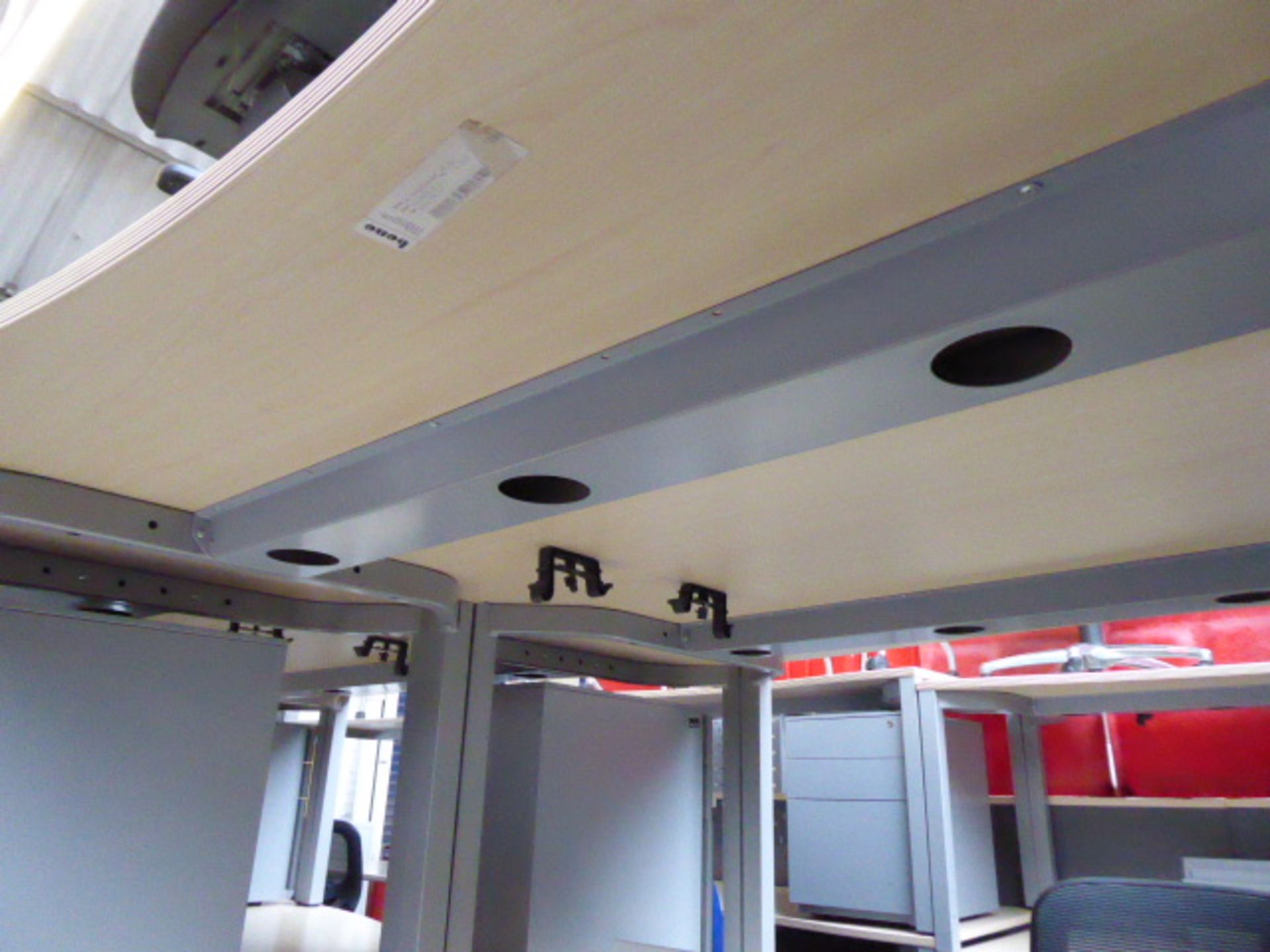 6 Bene maple and grey curve front desks on square legs 180cm, each with a grey metal mobile 3 drawer - Image 3 of 3