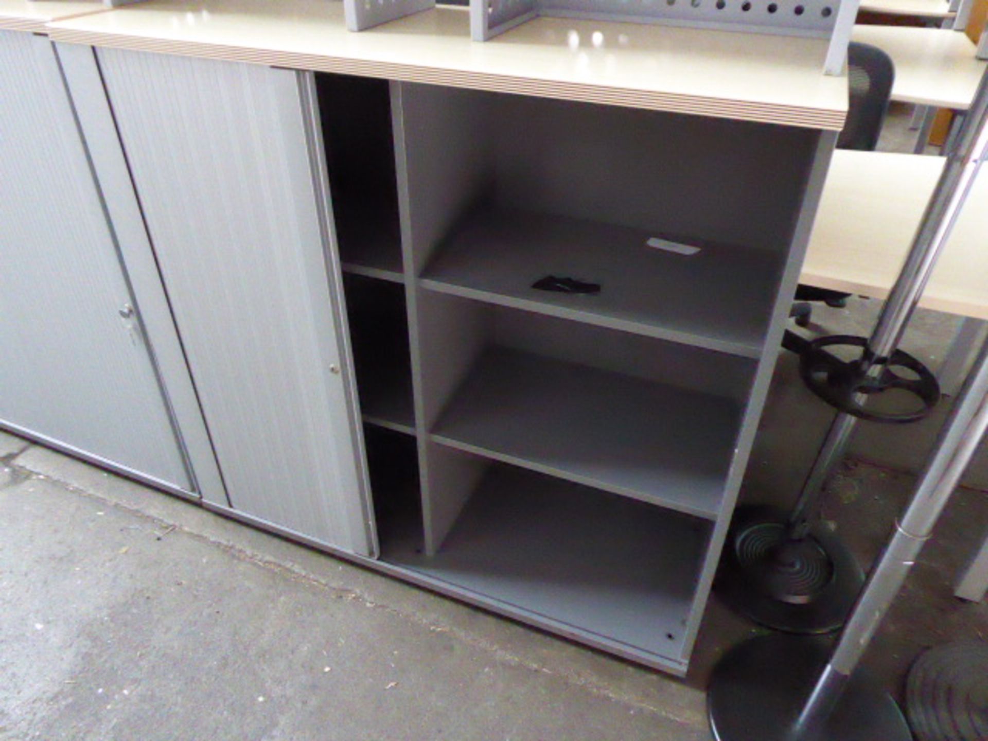 Bene maple and grey single side tambour cabinet 120cm - Image 2 of 2