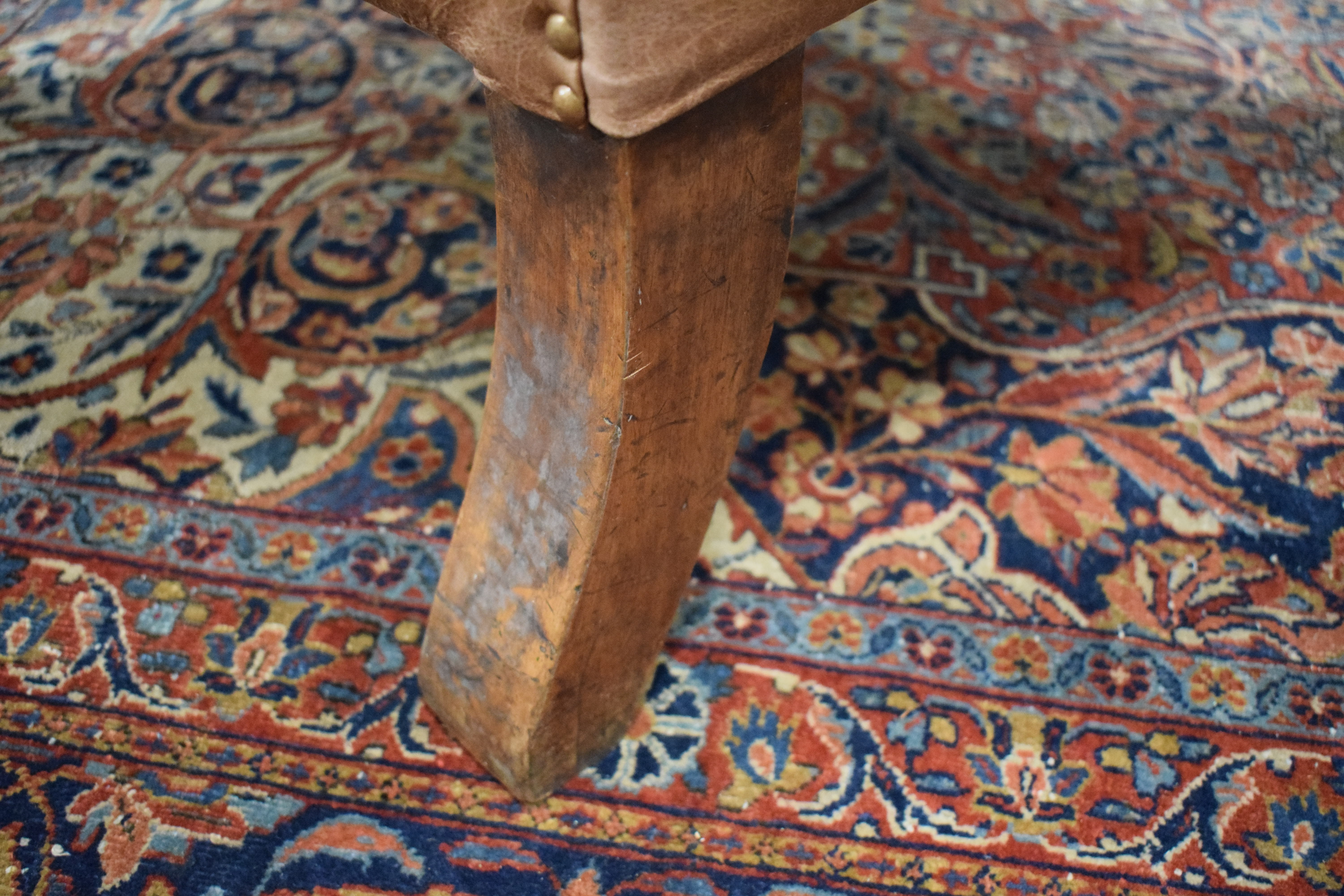 A 19th century walnut framed buttoned pale brown leather library chair with acanthus leaf - Image 16 of 20