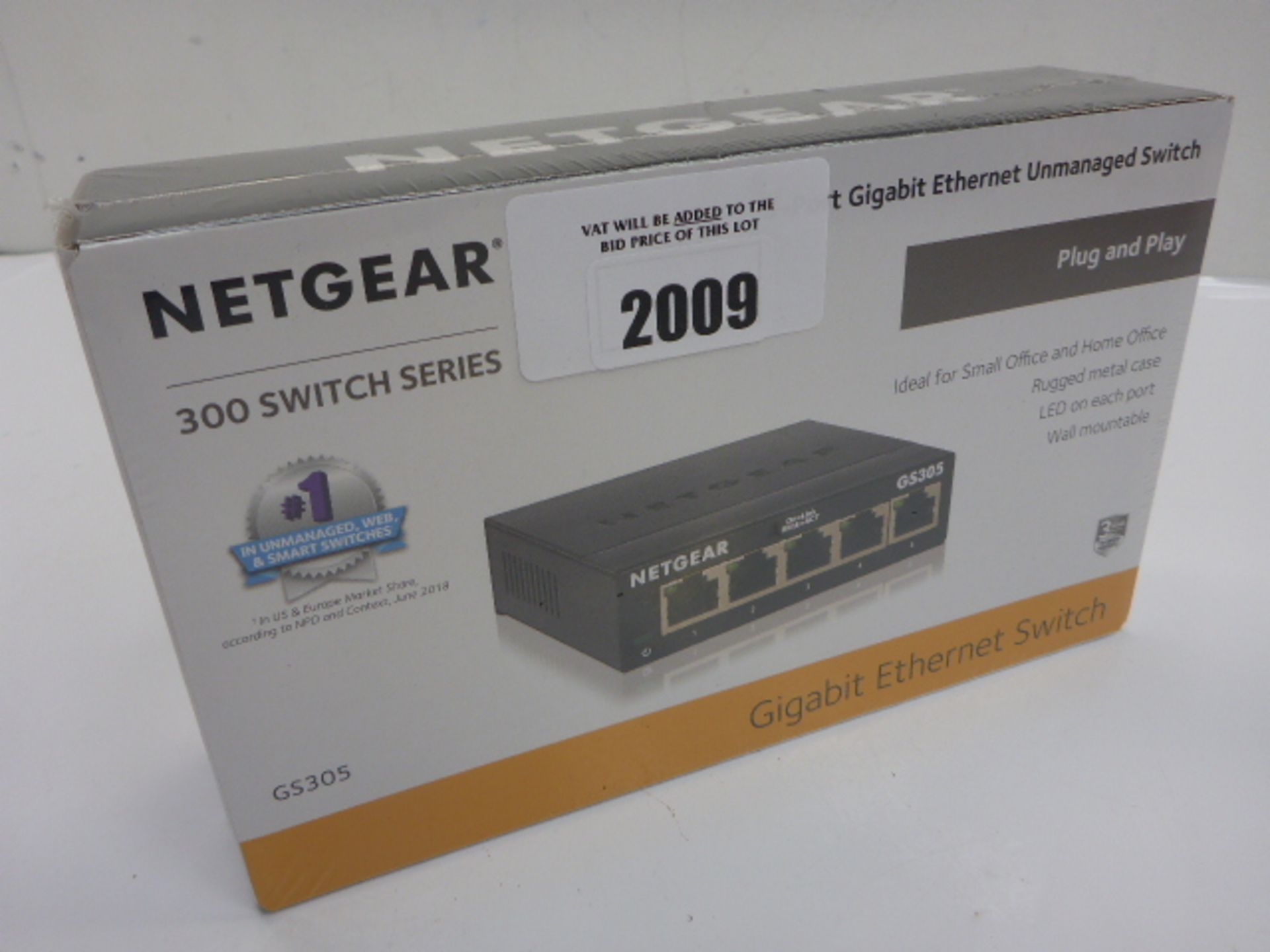 Netgear 5 port Gigabit ethernet unmanaged switch. Model GS305 in sealed box
