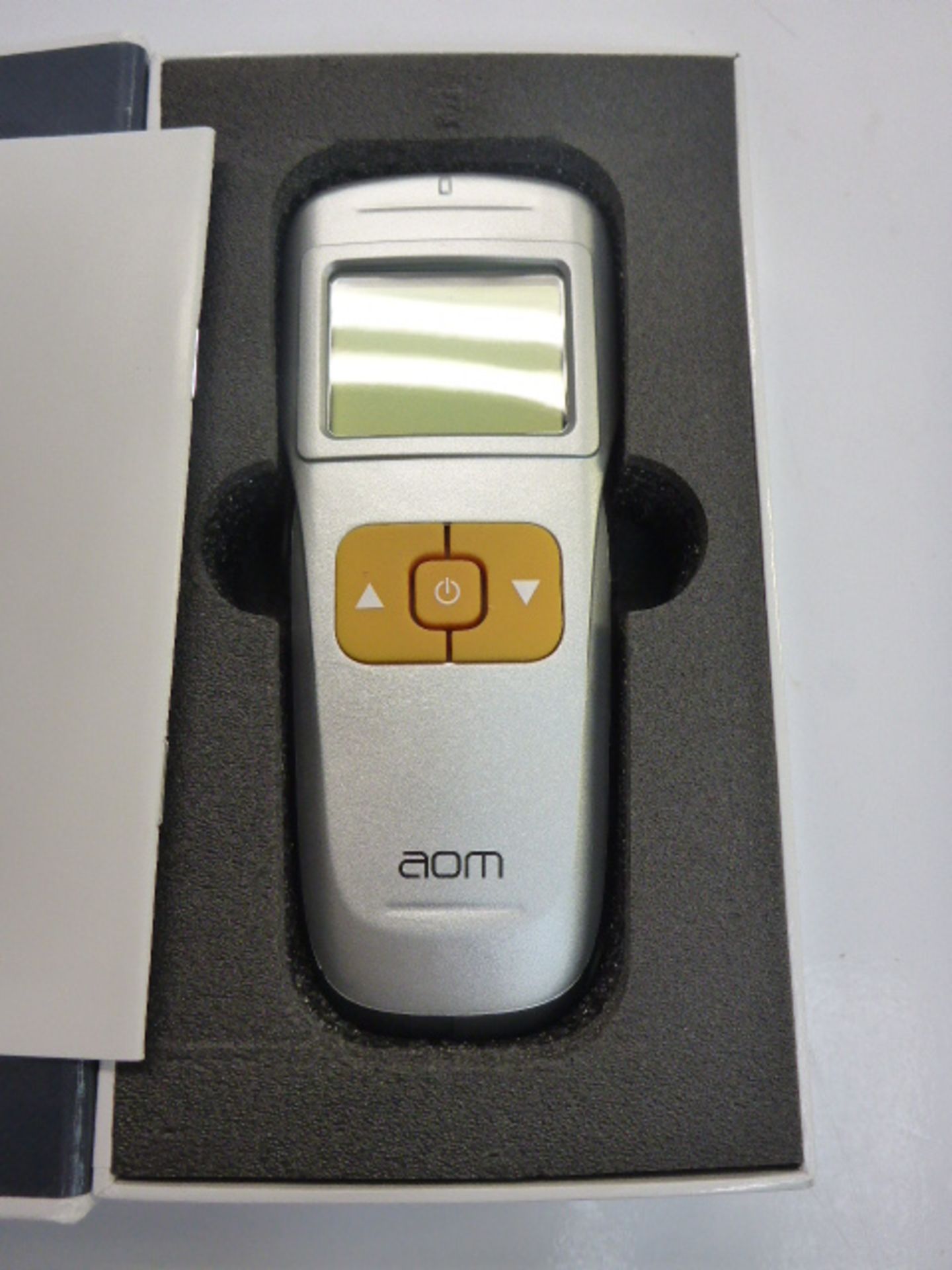 AOM TS002 Wall multi-scanner boxed.