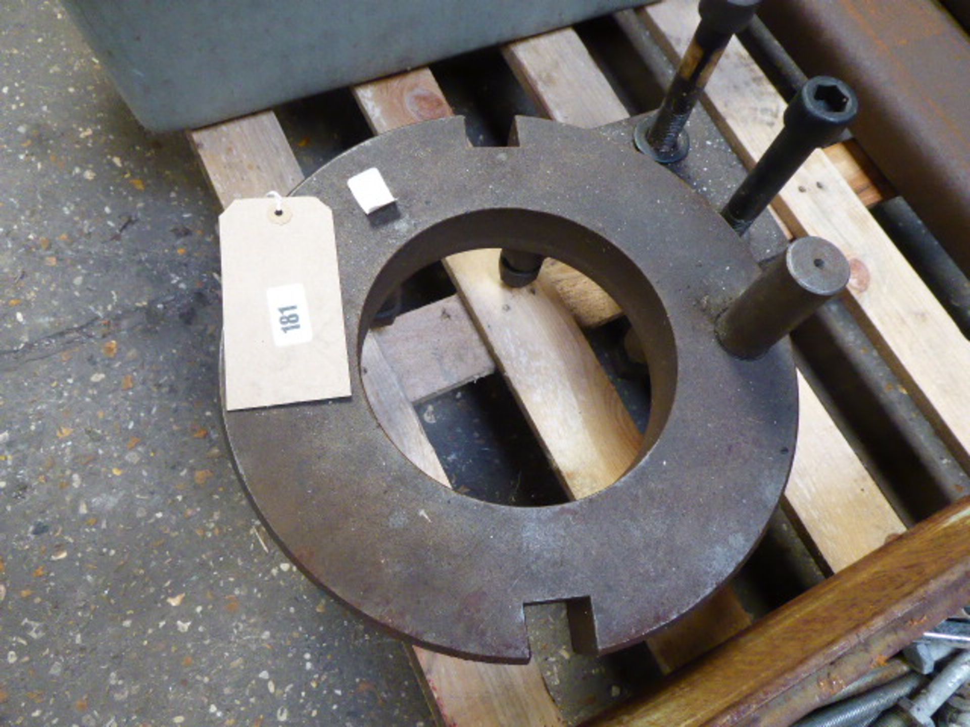 Lathe face plate