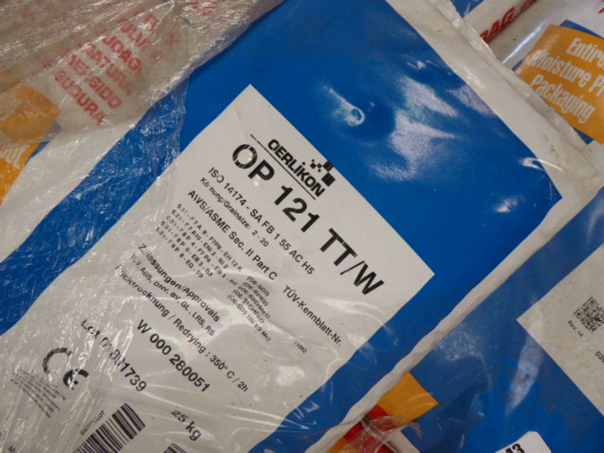 (69) 13 25kg bags of Oerlikon OP 121 TT/W dry bag welding flux - Image 3 of 3