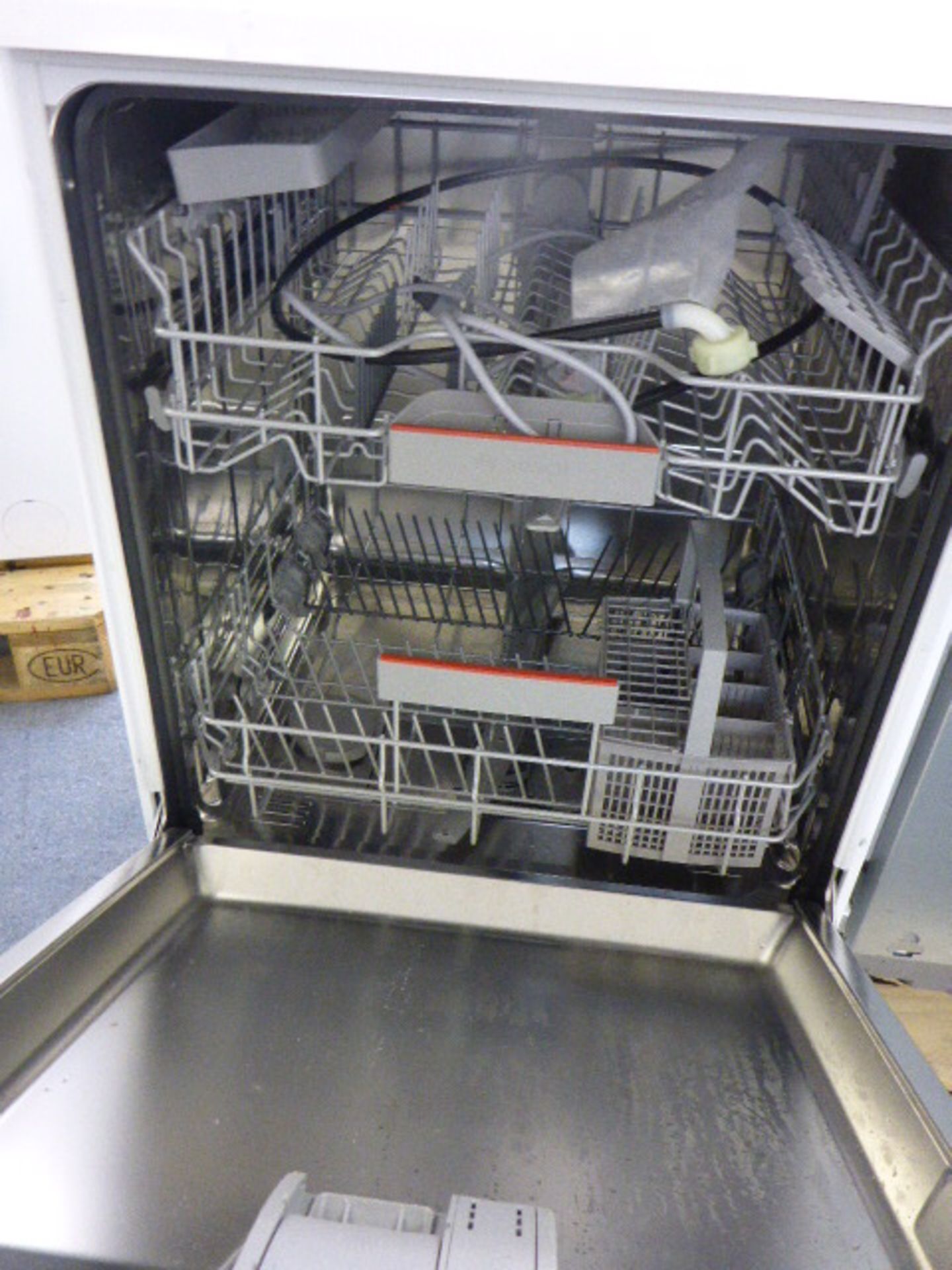 SMS46IW10GB Bosch Free-standing dishwasher - Image 2 of 2