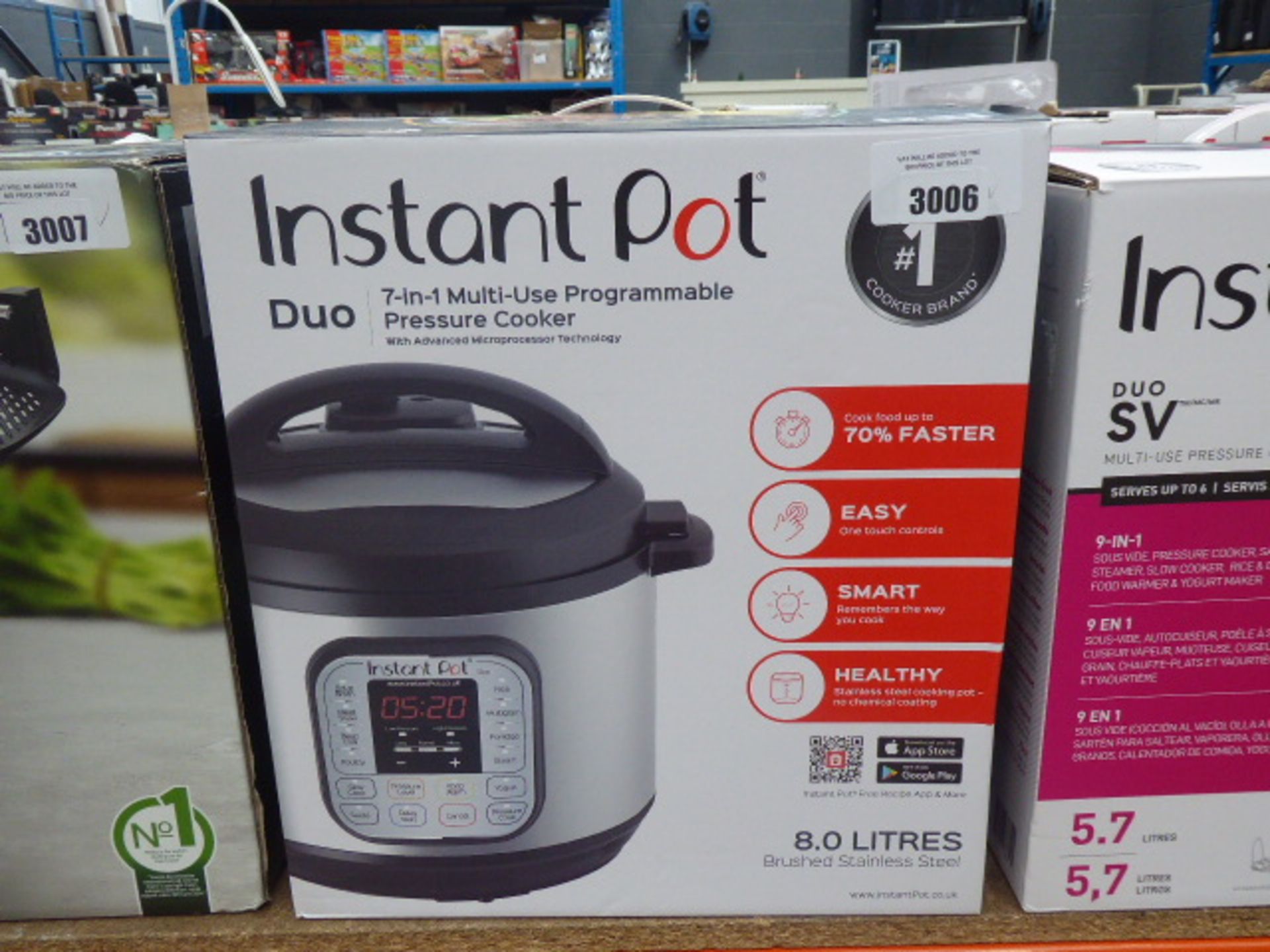 Boxed instant pot 7 in 1 multi use pressure cooker