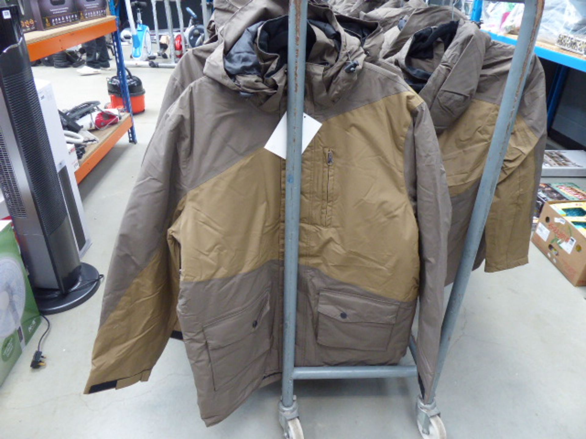Full zipped hooded Rod & Gun outdoor coat size XL