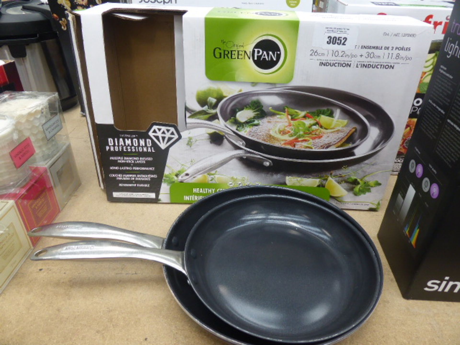 Boxed 2 piece green pan set plus 2 unboxed