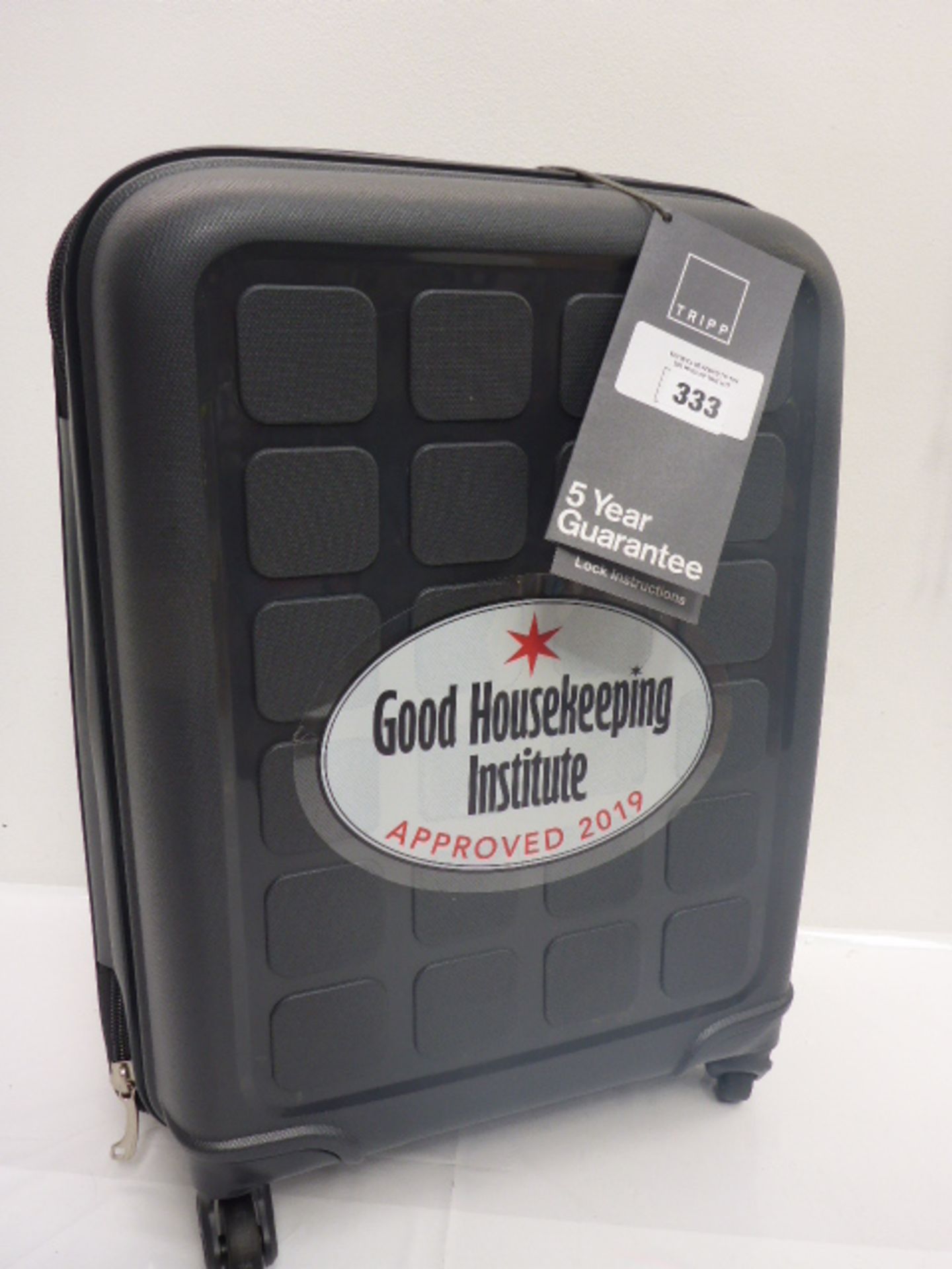 Tripp Holiday 6 cabin 4 wheel suitcase in grey