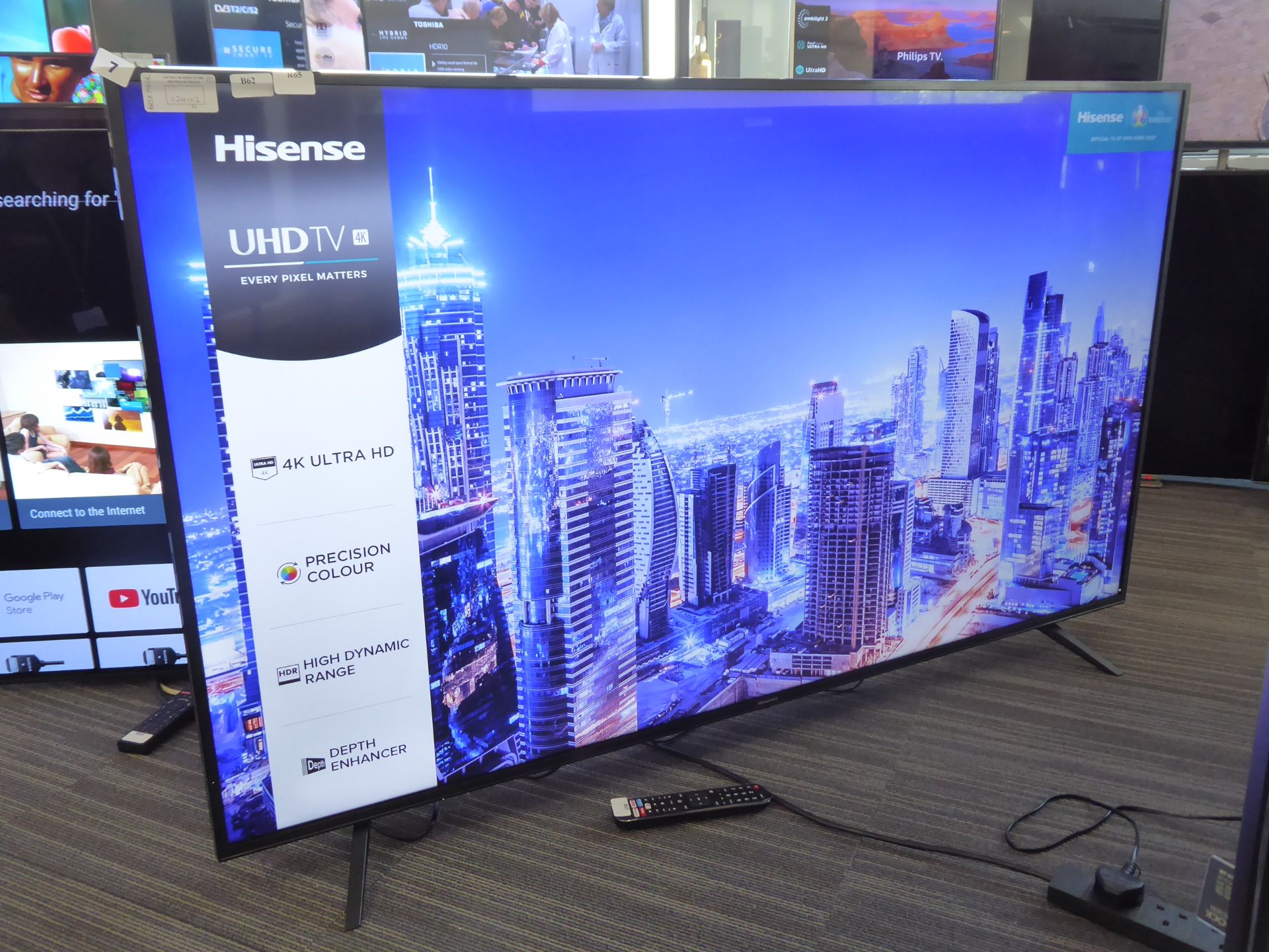 (R65) HiSense 65'' TV Model H65B710UK with box (B62)