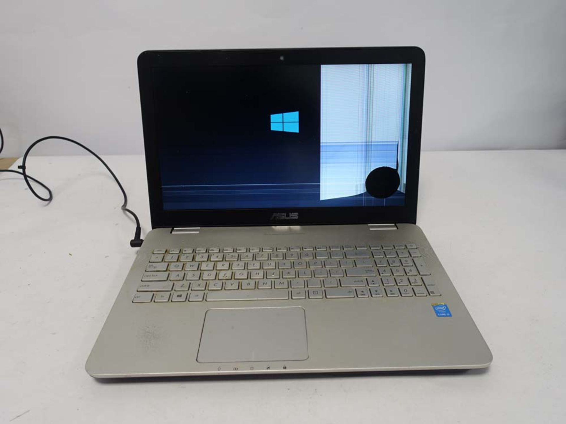 Asus Laptop Model N551J Intel i5 4th gen CPU, 8gb ram, 500gb Hard drive, with PSU. ( Damaged