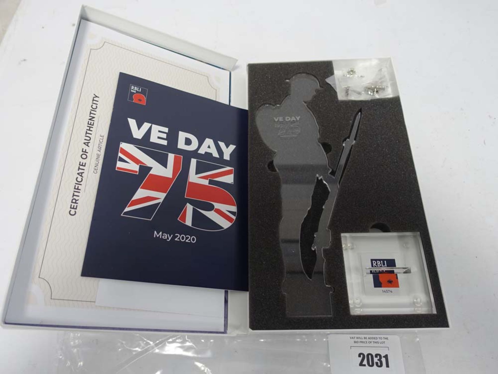 VE Day 75th anniversary commemorative ''Tommy'' with certificate boxed.