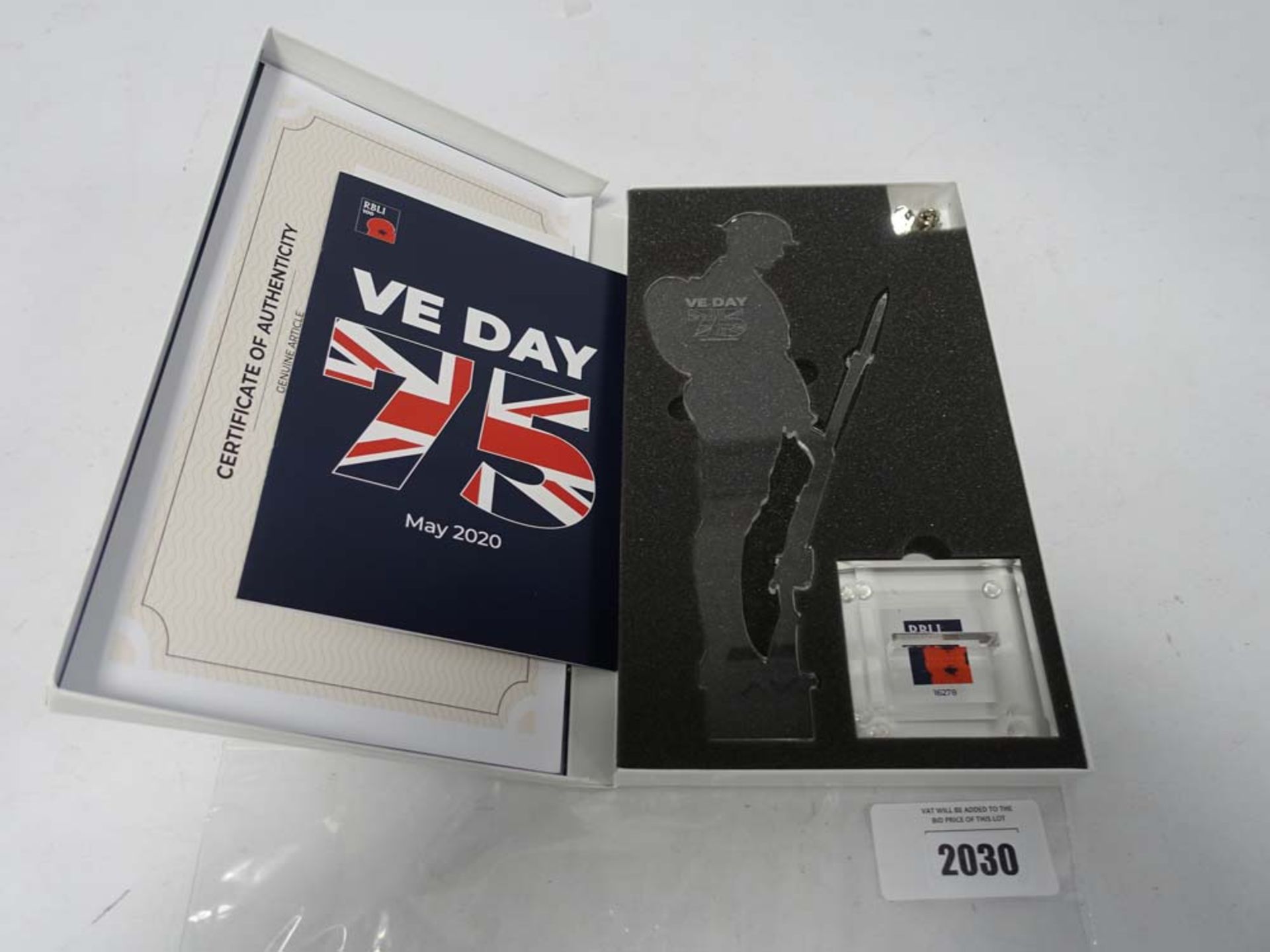 VE Day 75th anniversary commemorative ''Tommy'' with certificate boxed.