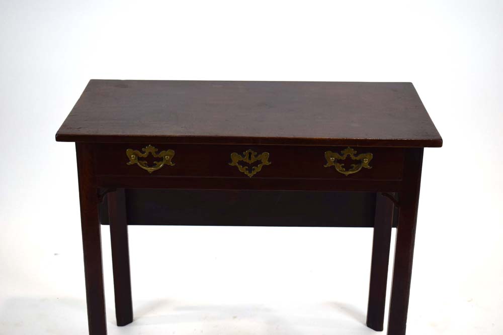 An 18th century Cuban mahogany side/tea table, the folding surface over a single frieze drawer, - Image 2 of 26