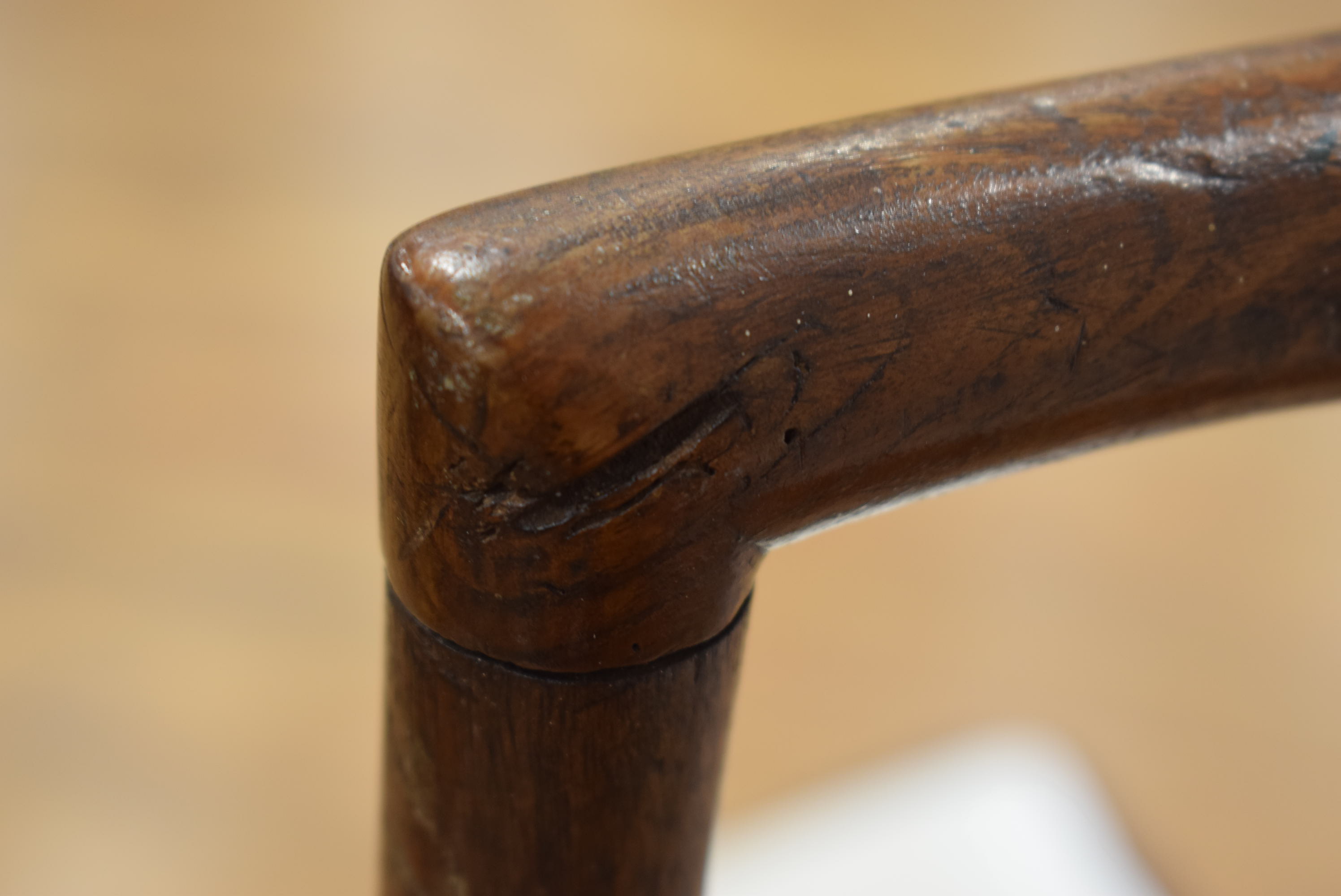 An 18th century Welsh oak side chair with a wheel back, c. - Image 17 of 34