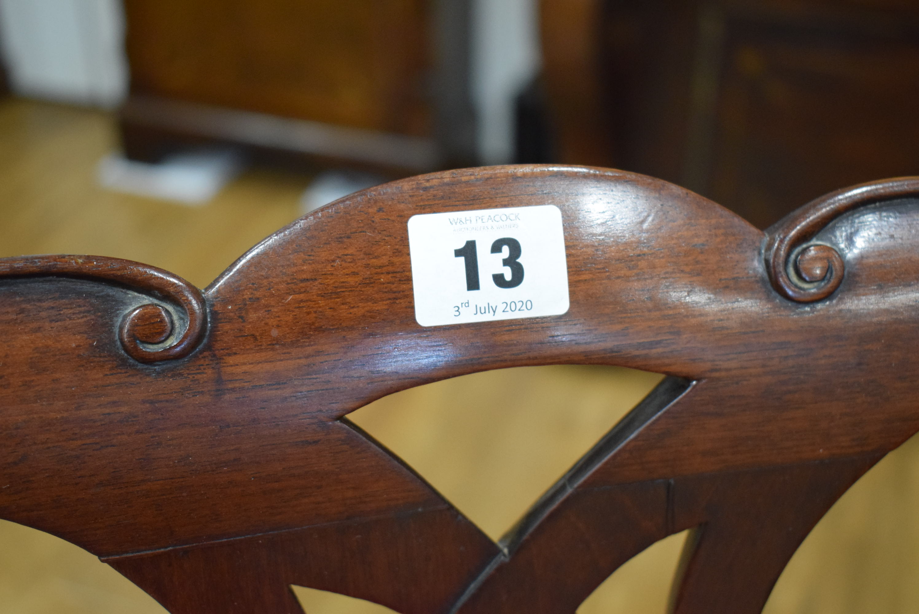 An 18th century Welsh oak side chair with a wheel back, c. - Image 33 of 34