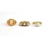 Three 9ct yellow gold dress rings set cameo and pearls, various sizes, overall 6.
