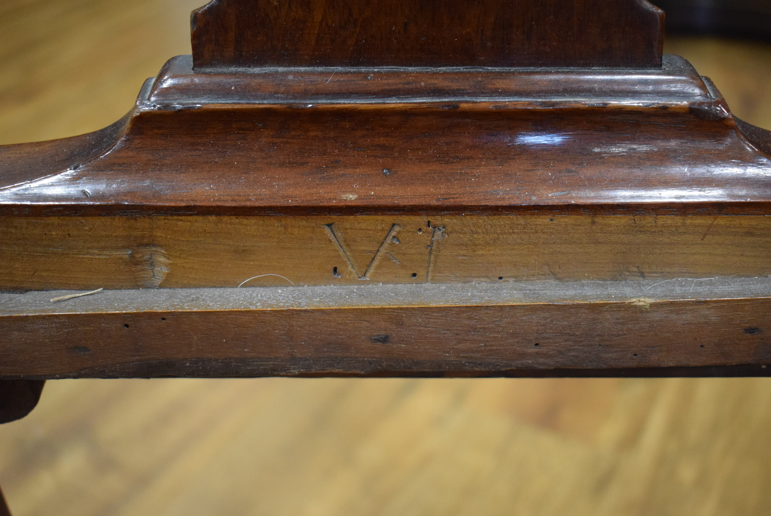 An 18th century Welsh oak side chair with a wheel back, c. - Image 28 of 34