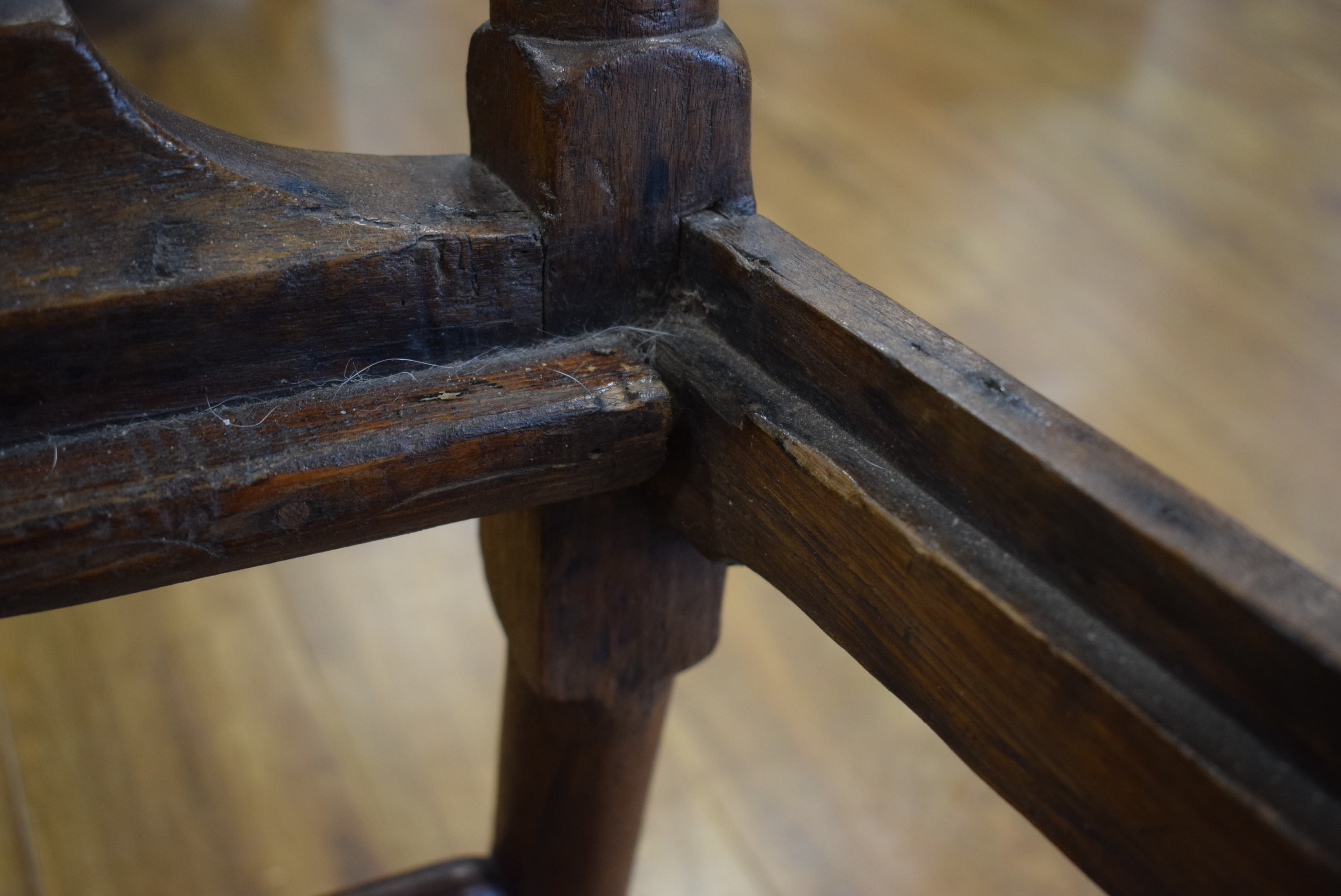 An 18th century Welsh oak side chair with a wheel back, c. - Image 5 of 34