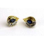 A pair of 14ct yellow gold ear studs, each set teardrop sapphire and baguette cut diamonds, l. 1.