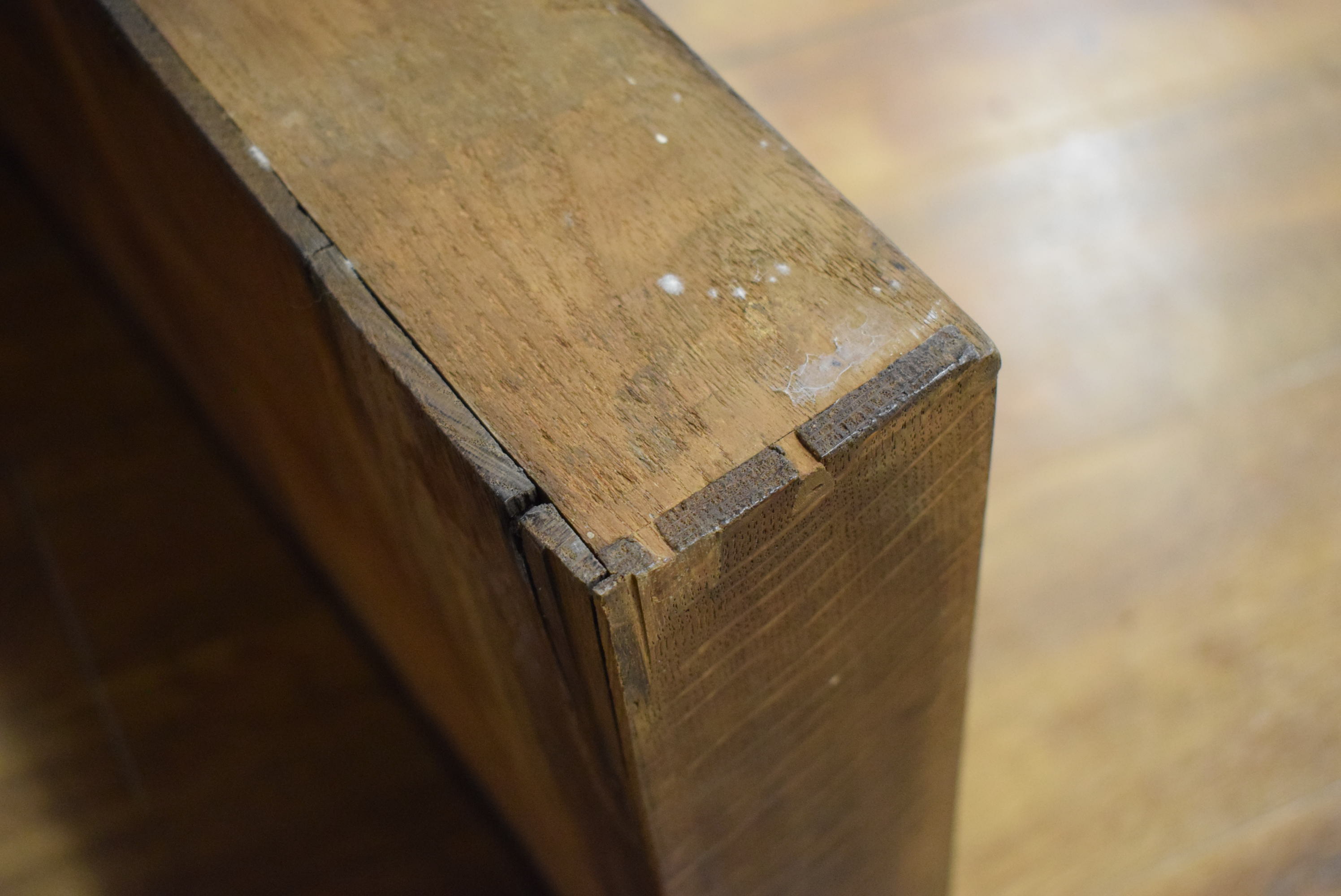 An 18th century Cuban mahogany side/tea table, the folding surface over a single frieze drawer, - Image 10 of 26