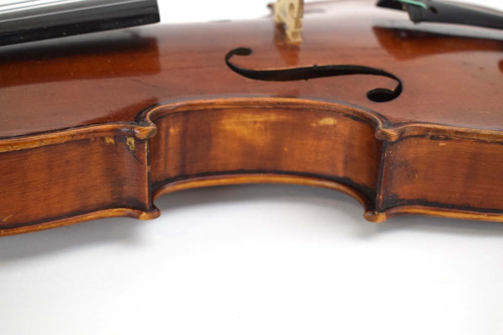 A 19th century violin, bearing a paper label 'Matteo F. - Image 8 of 12