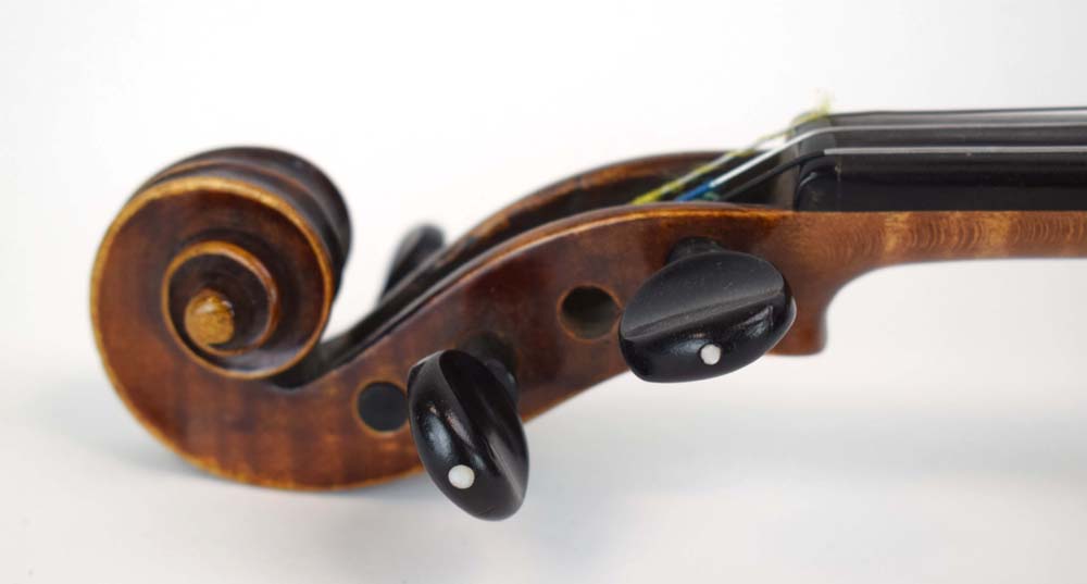 A 19th century violin, bearing a paper label 'Matteo F. - Image 7 of 12