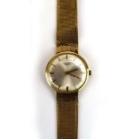 A gentleman's 9ct yellow gold automatic wristwatch by Longines,