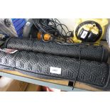 (1035) 2 multi purpose rubber mats, size 80x100cm