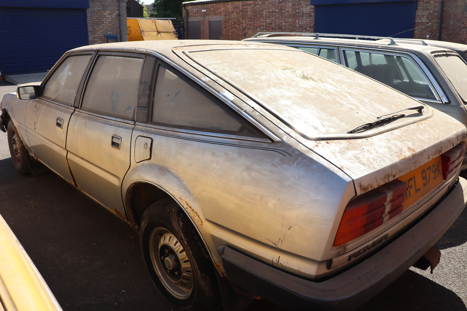 WFL 979X, Rover 2300 5 door hatchback, 2350cc petrol, silver First Registered: 01/07/1982, 6 - Image 3 of 8