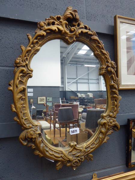 5109 Mirror in gilt frame