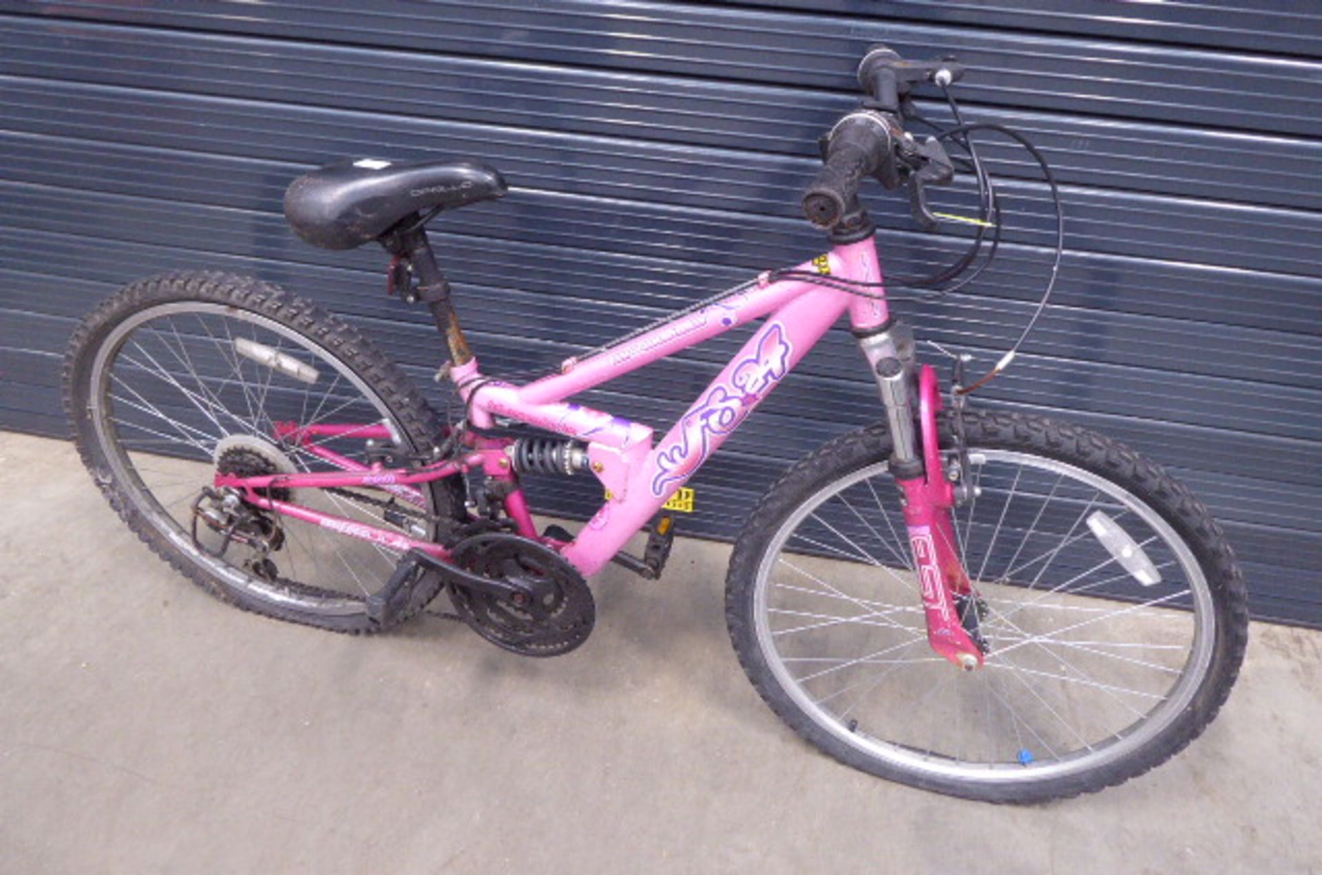 Pink girls cycle - Image 2 of 2