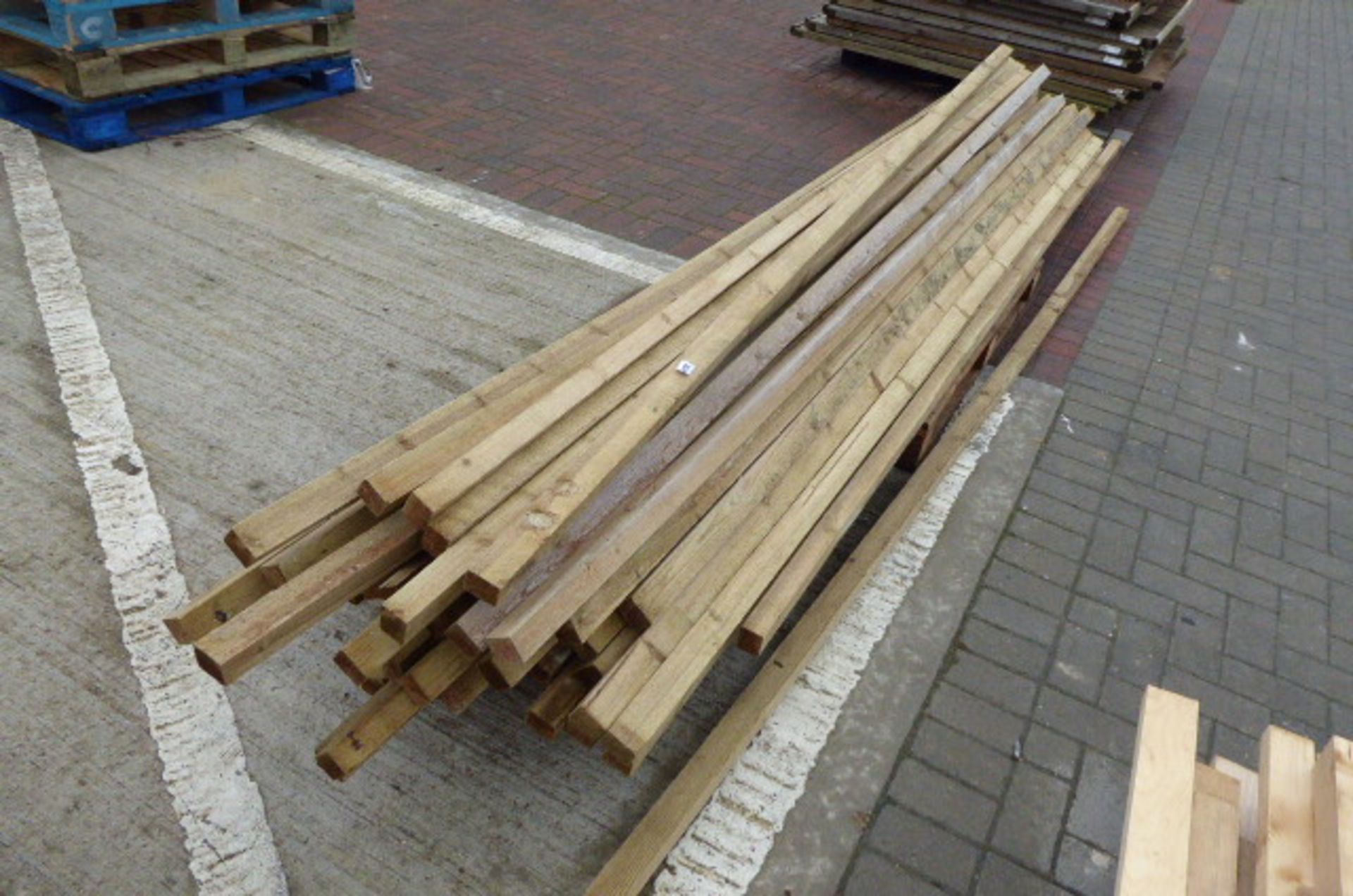 4150 - Pallet of 2 x 2 timber