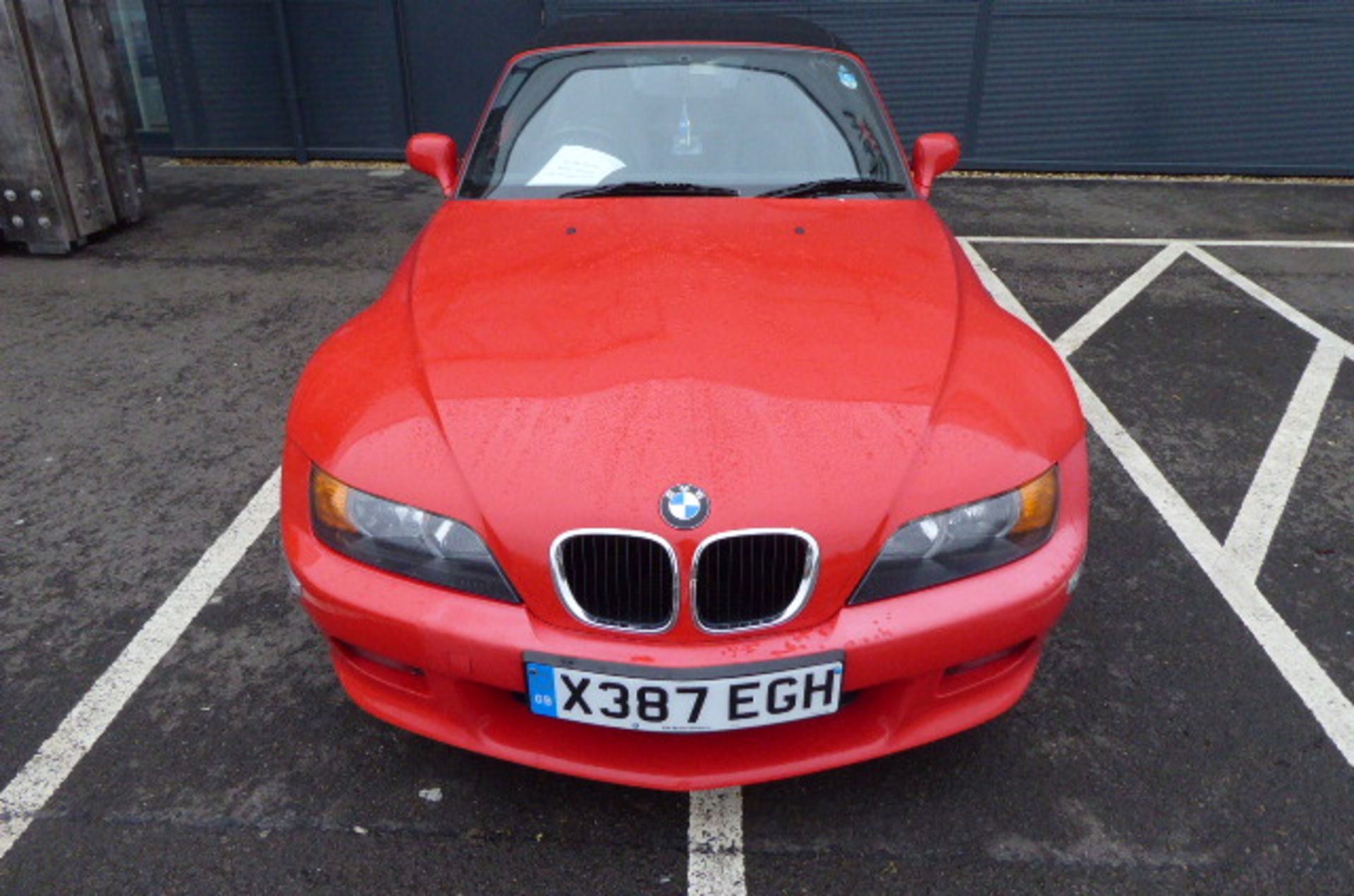 X387 EGH (2000) BMW Z3 Convertible, 1991cc petrol in red, showing mileage 69,082 MOT: 9/3/2021
