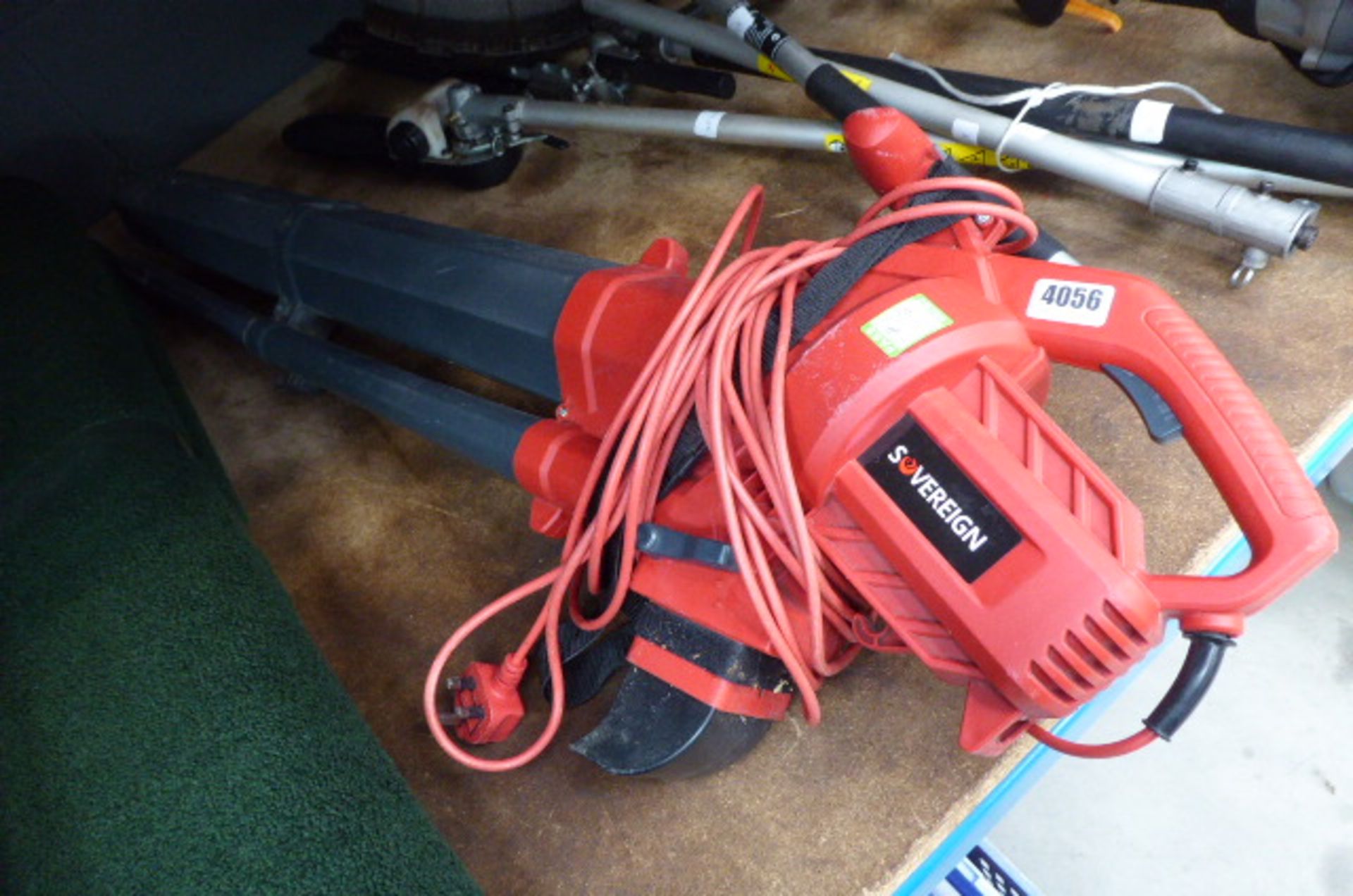 Sovereign electric leaf blower