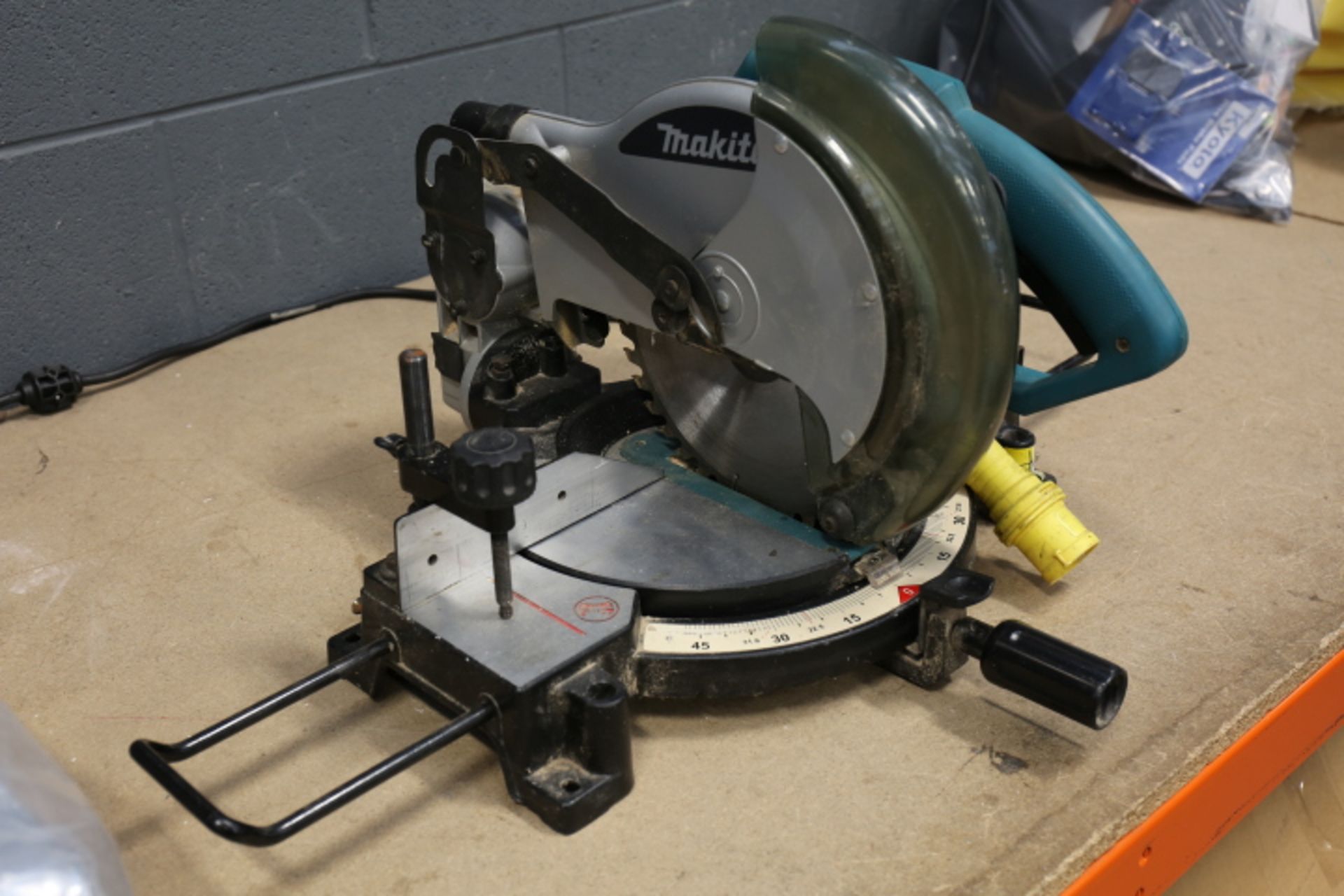 Makita 110v chopsaw