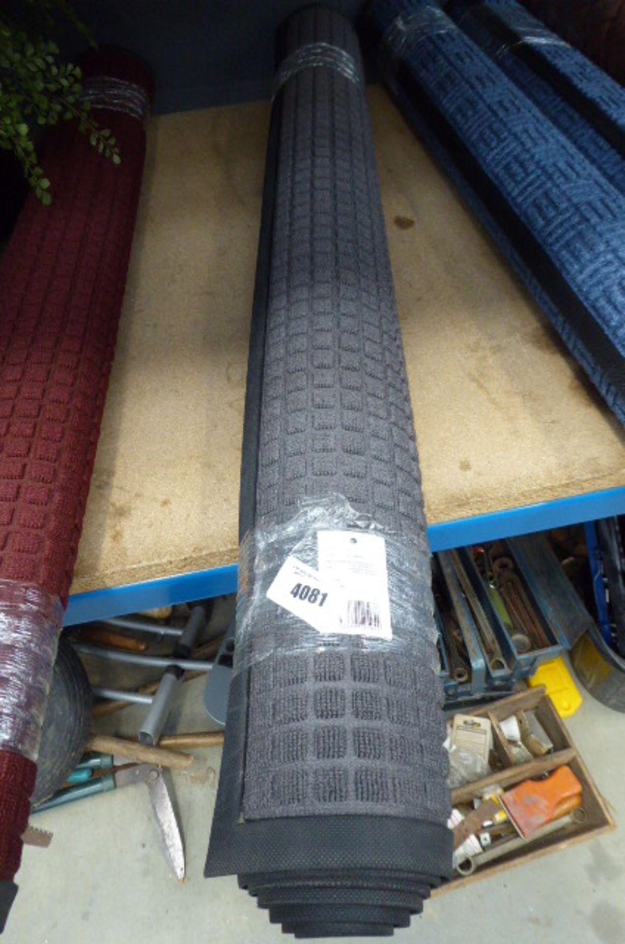 Grey rubber backed mat