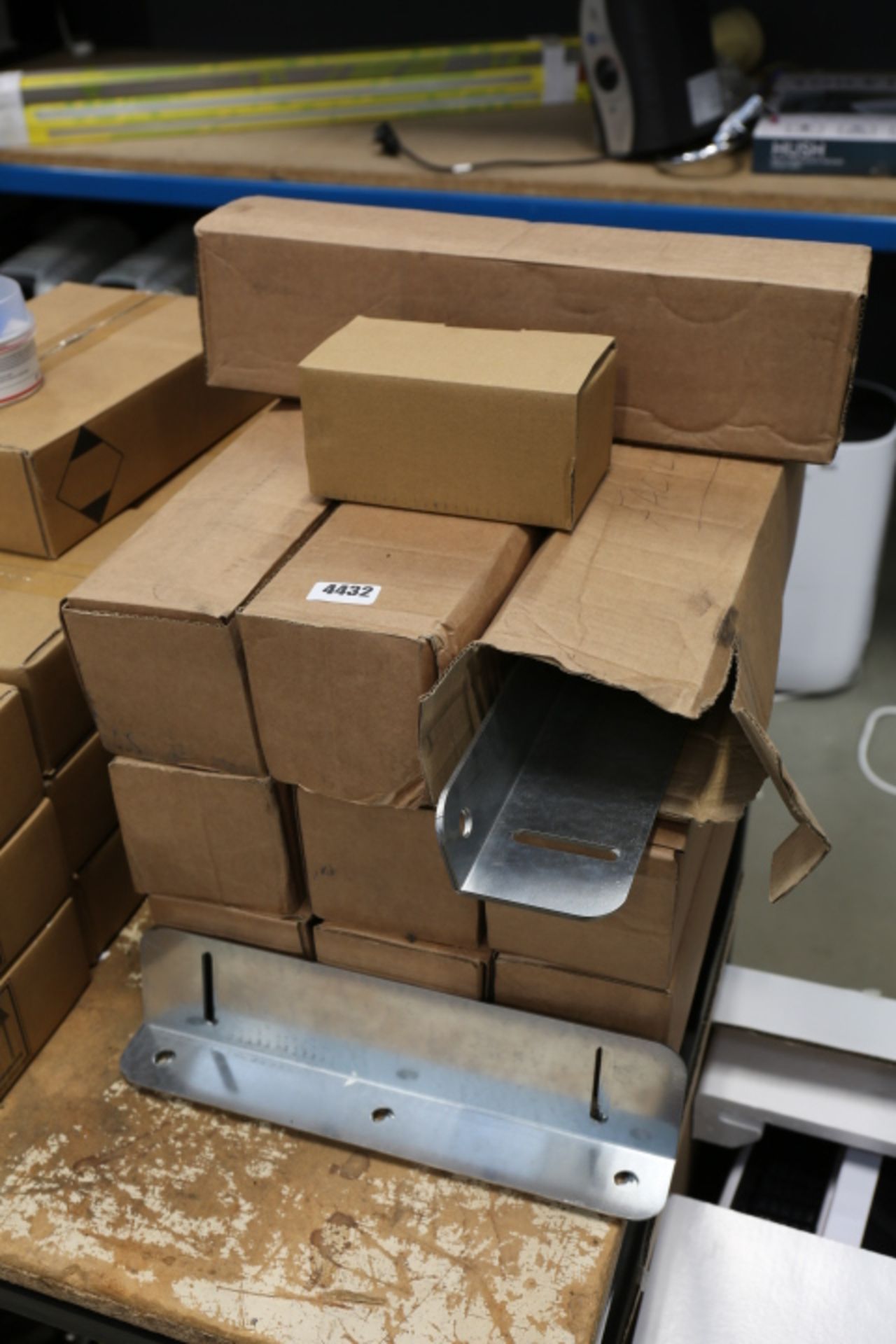 10 boxes of assorted angle brackets