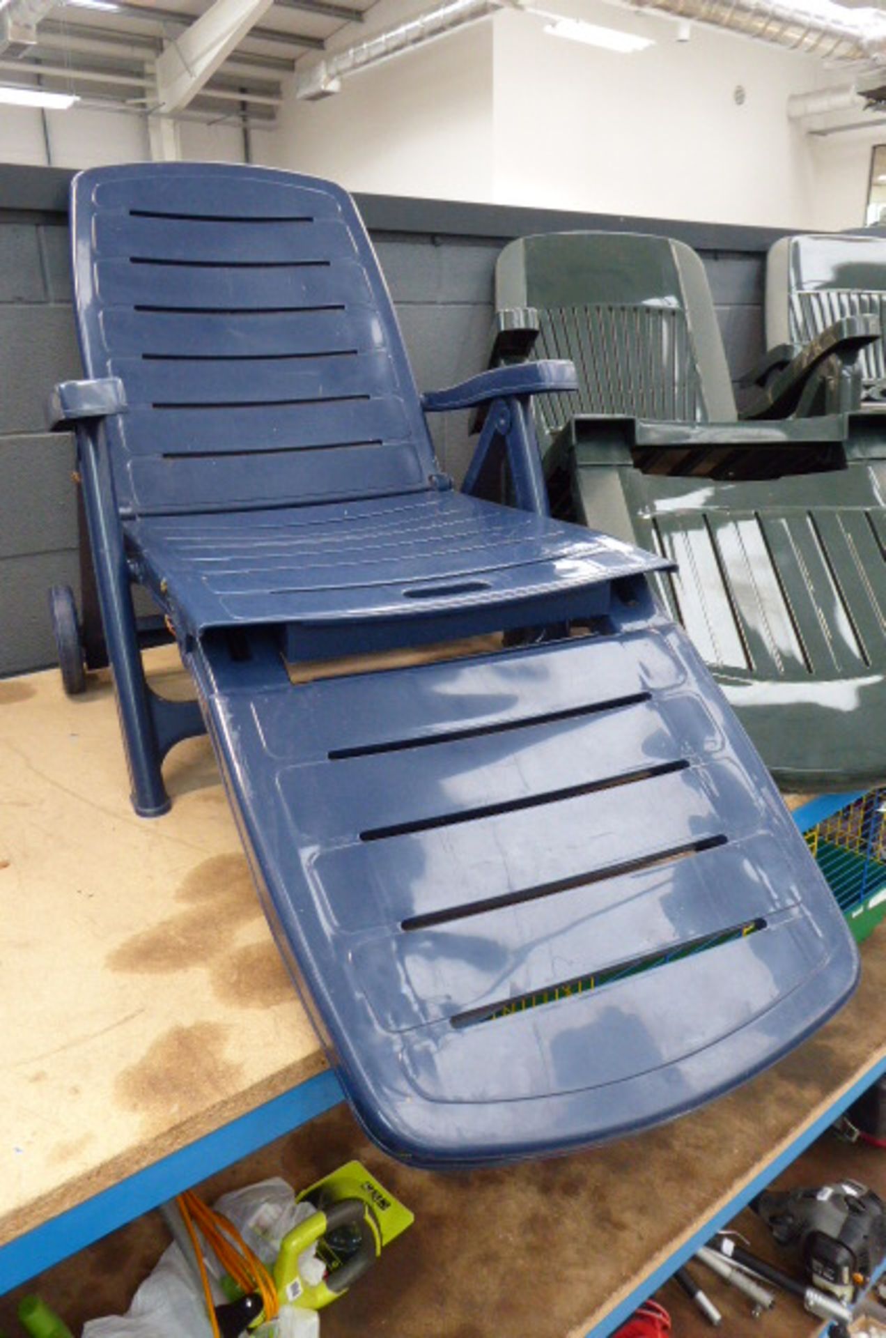 Blue plastic reclining chair - Image 2 of 2