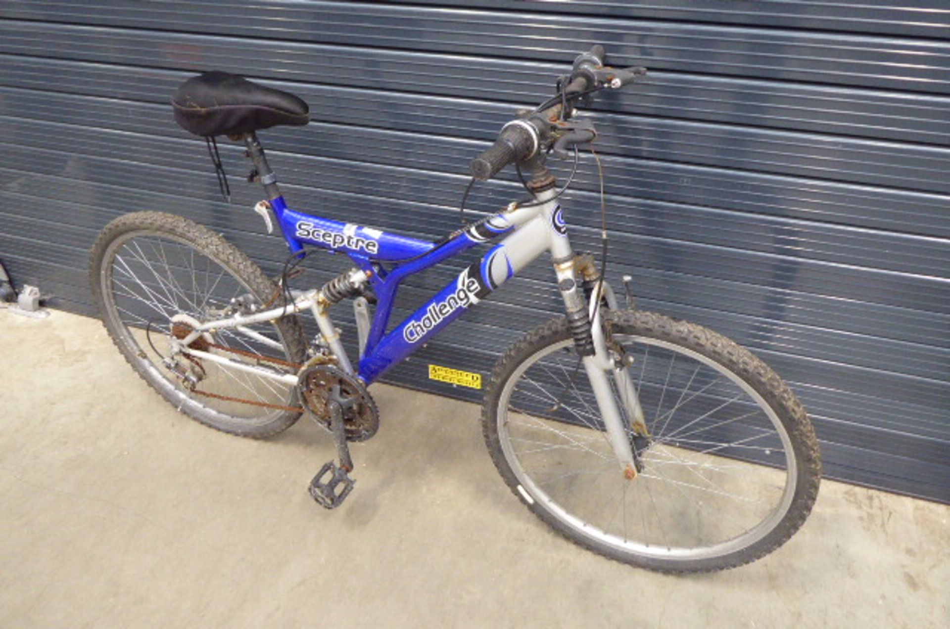 Challenge Scepter blue suspension mountain cycle - Image 2 of 3
