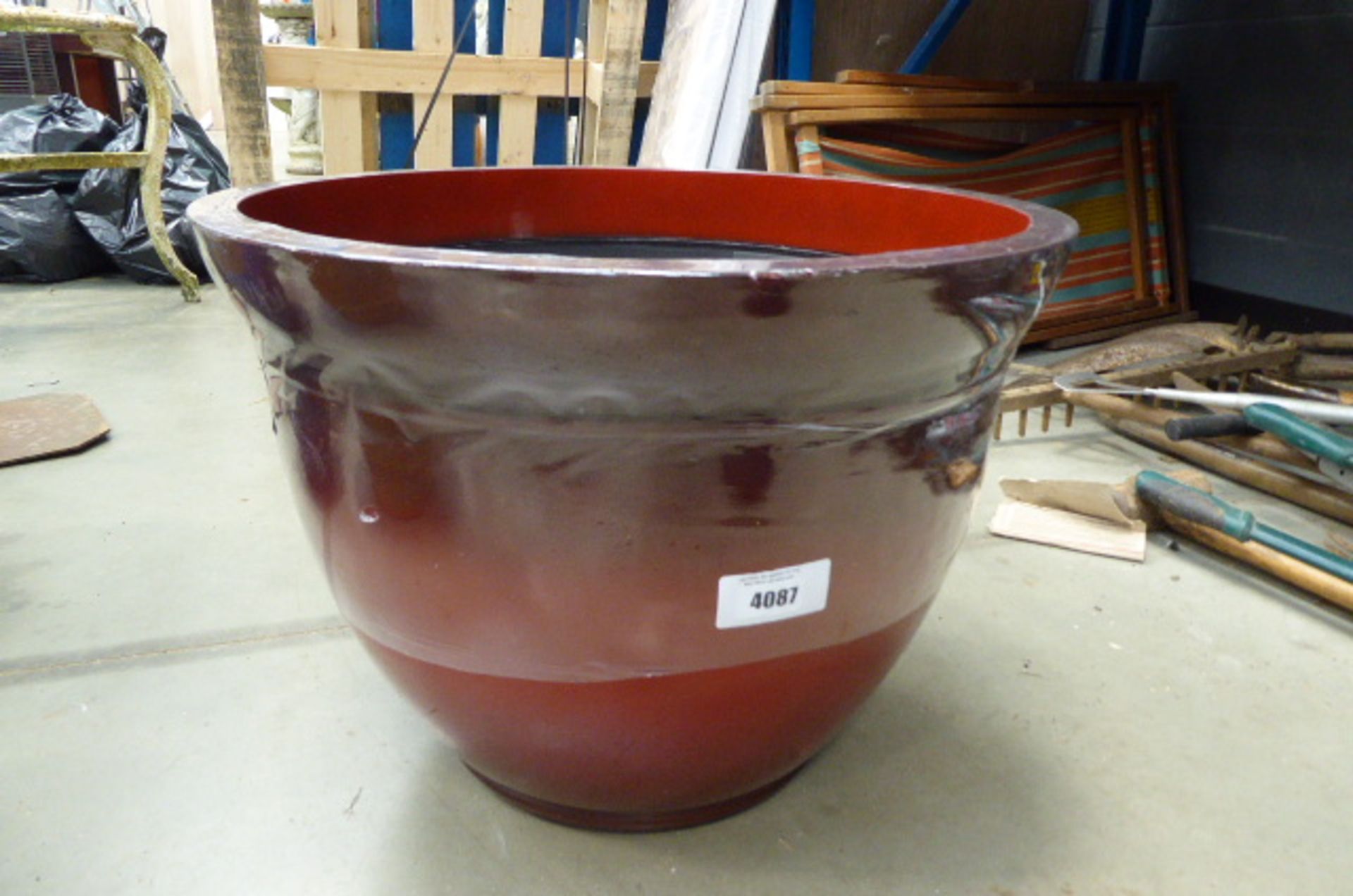 Large plastic pot