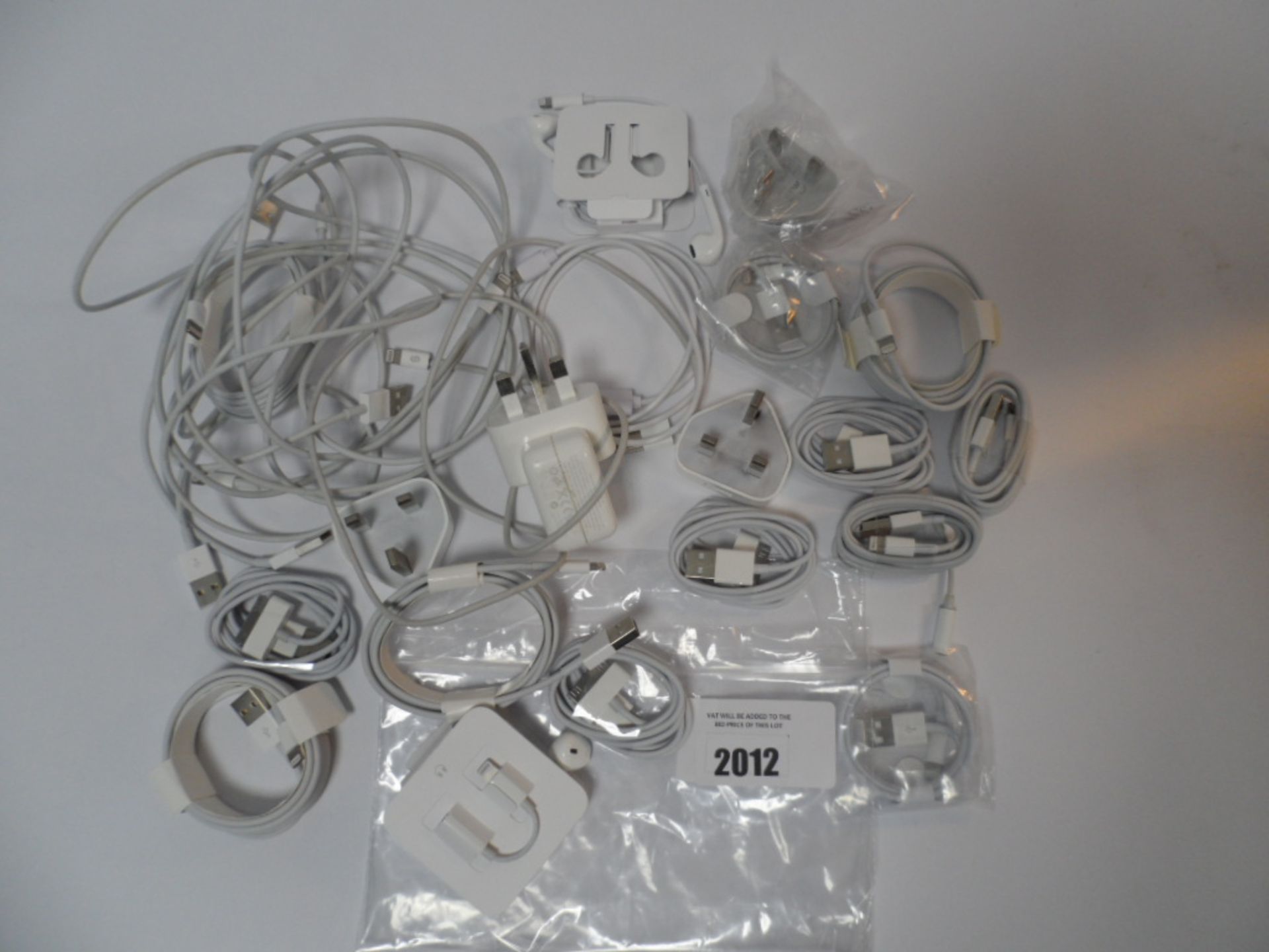 Apple device replacement charging cables, etc.