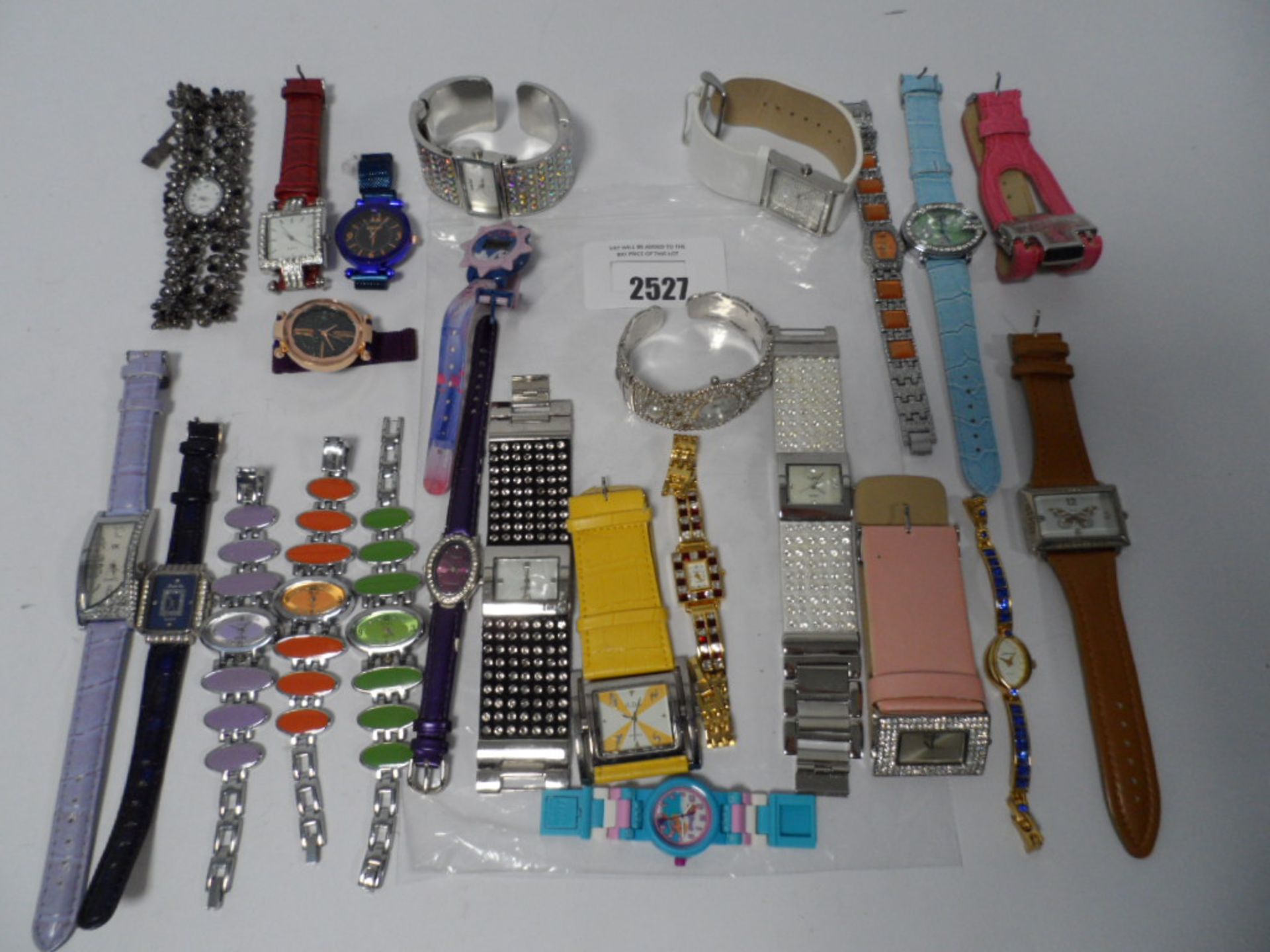 Bag of loose dress watches by Shenba, Jlda, Oasis, etc