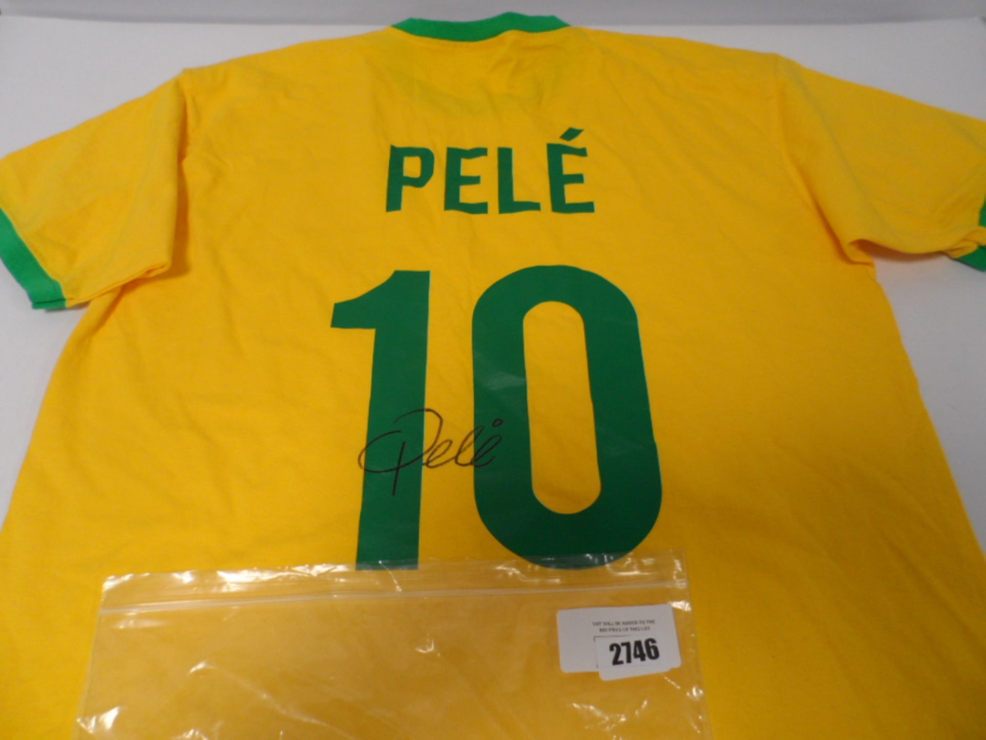 Unofficial Brazil FC shirt Number 10 Pele with signature ( unverified)