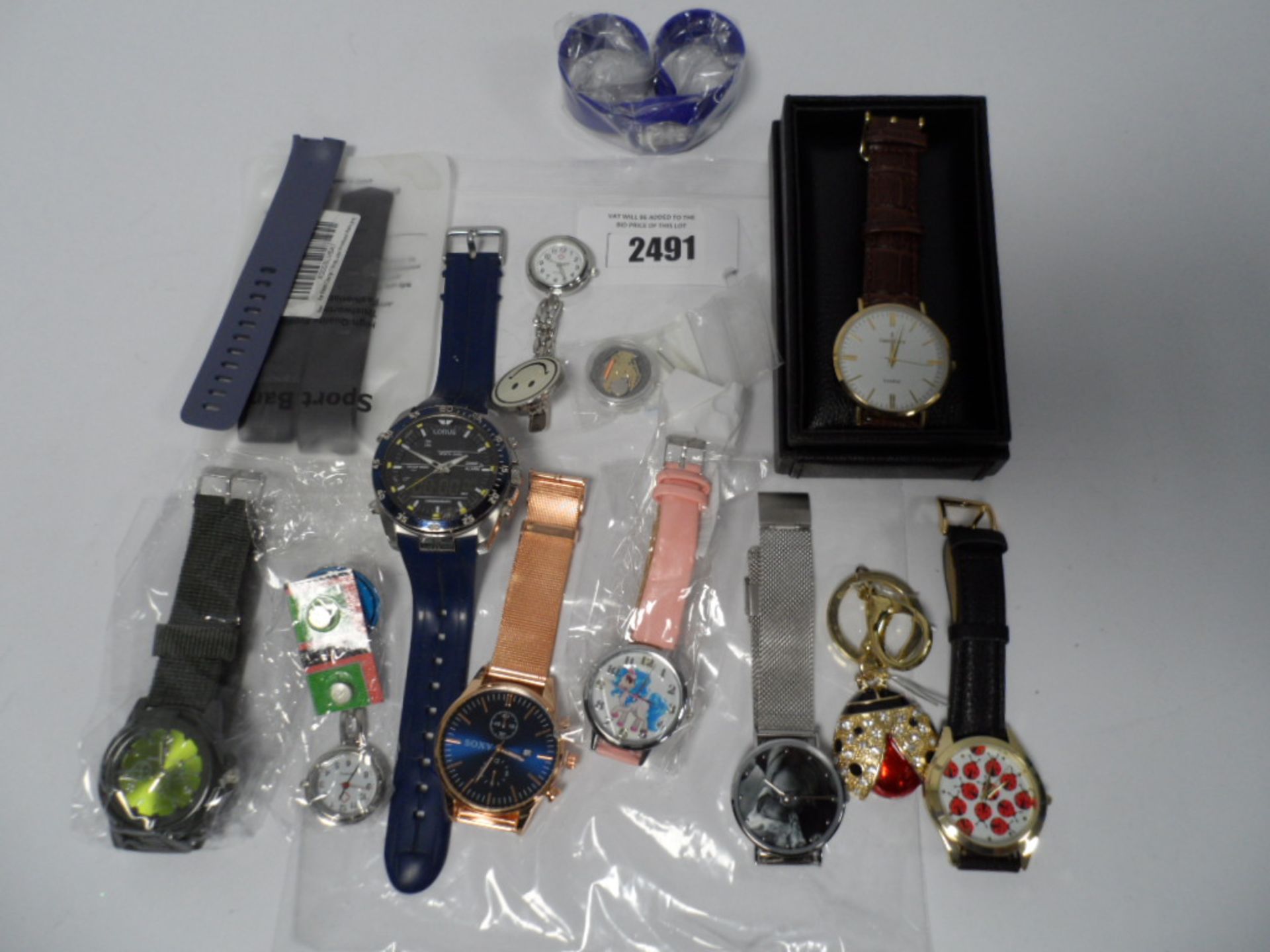 Bag of various loose watches including Lorus, soxy, etc