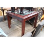 5094 - Reproduction mahogany square lamp table with glazed insert